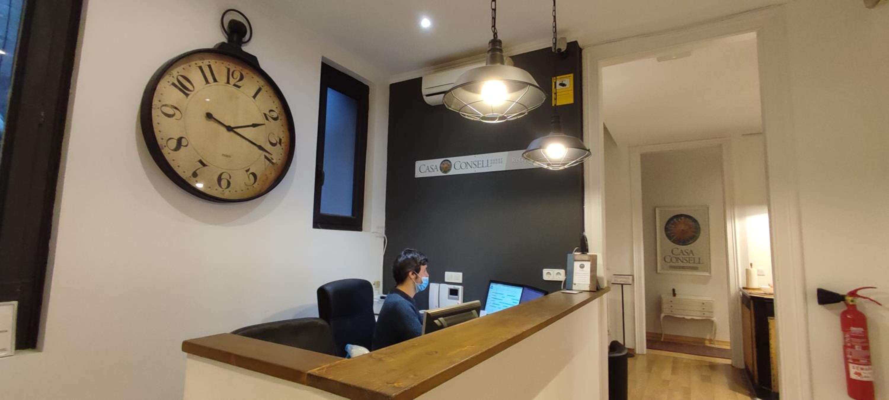 Casa Consell Gran Via, Guest House