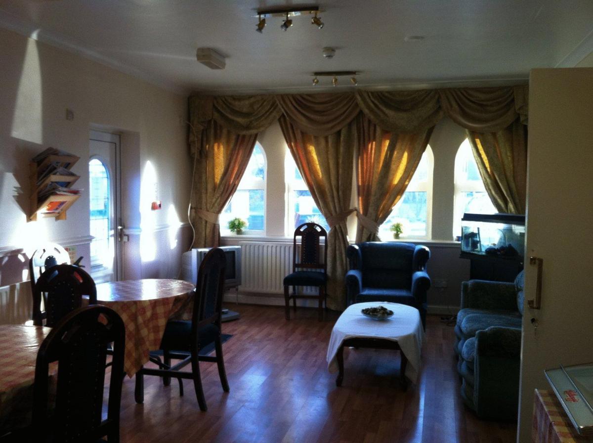 Photo 8
