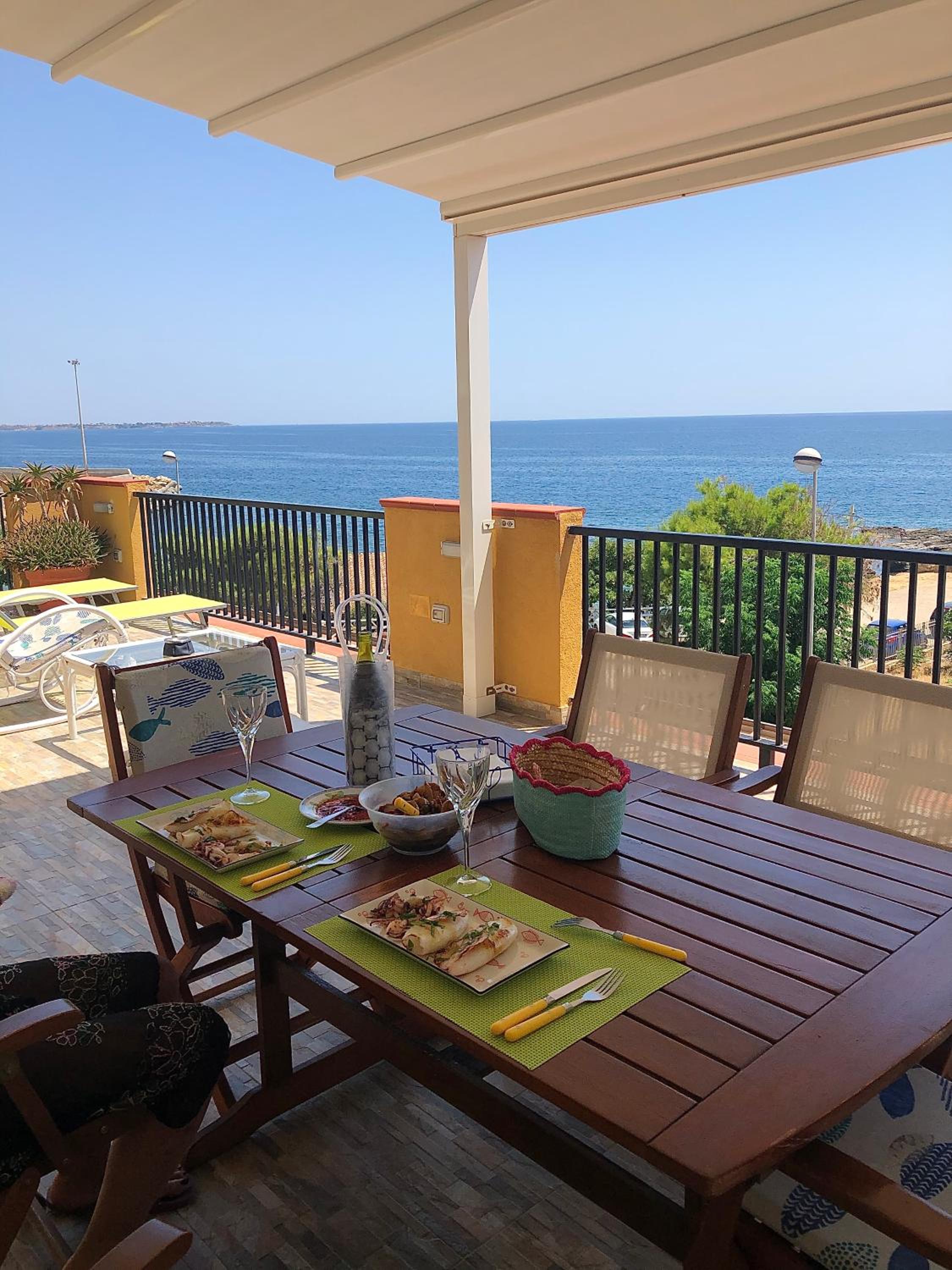 Sunrise B&B Le castella view 2