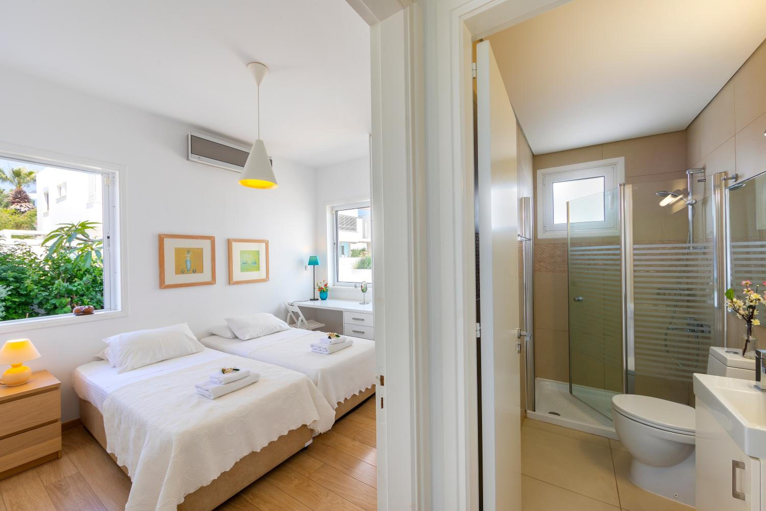 Protaras Beachfront Villa Alia