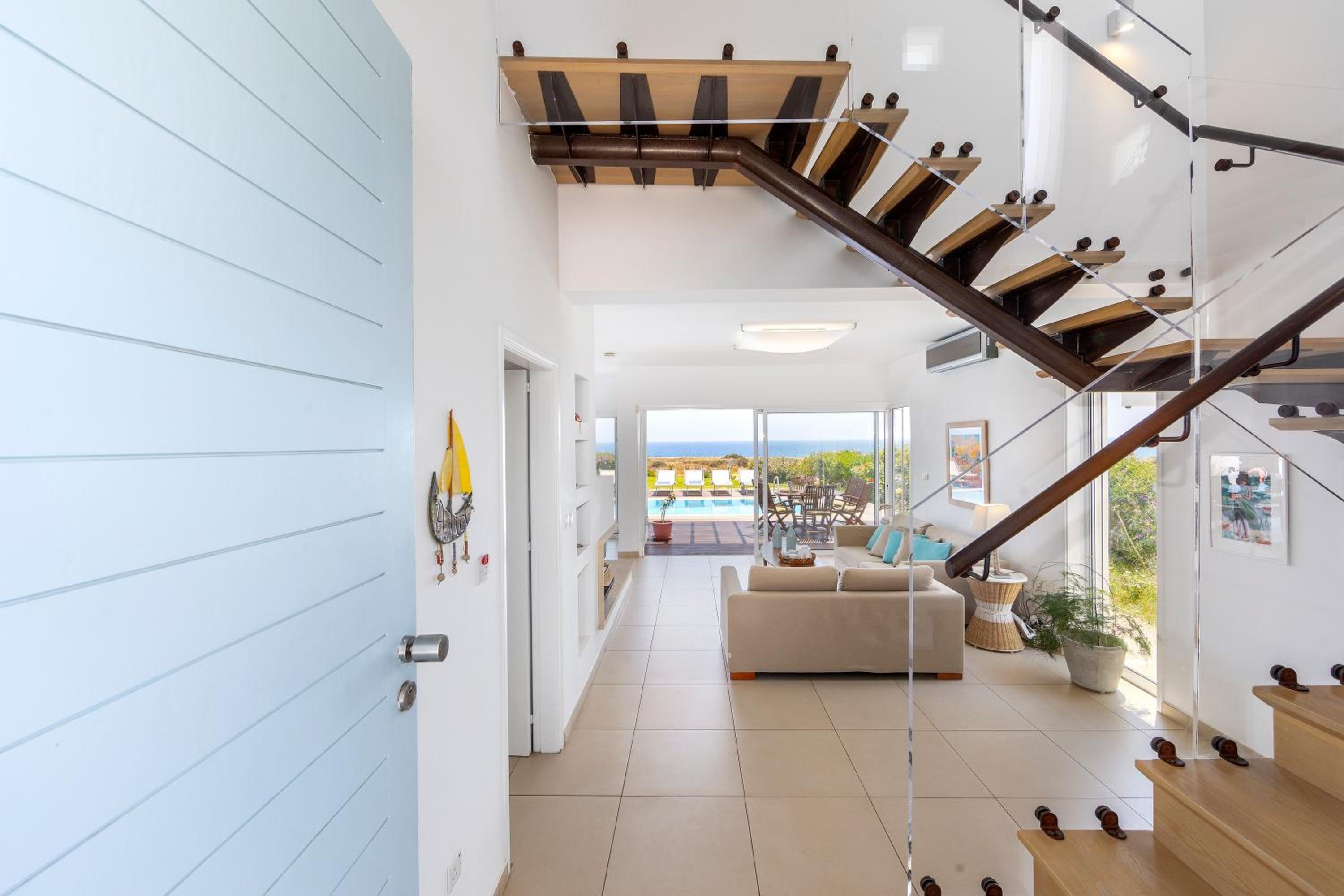 Protaras Beachfront Villa Alia