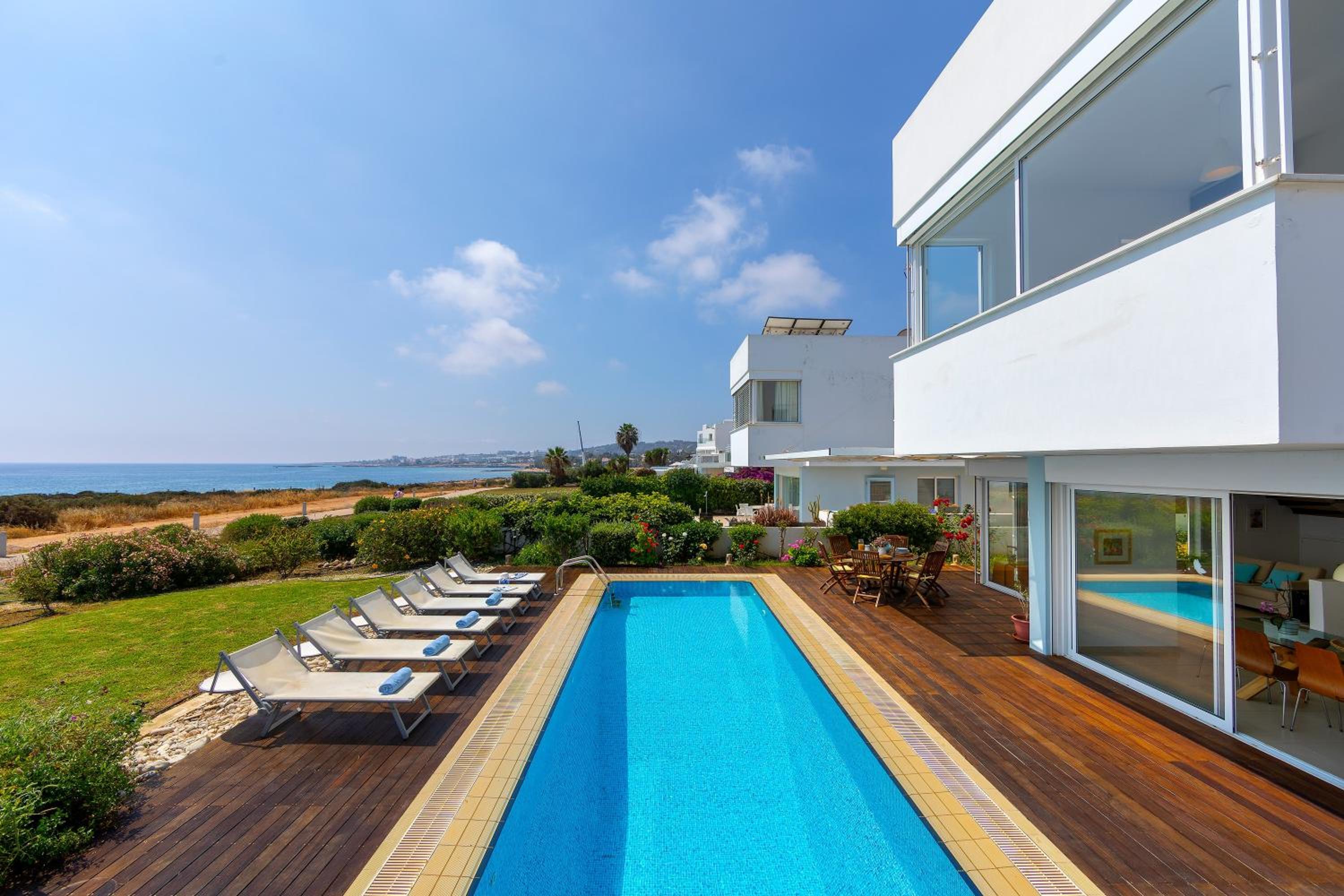 Protaras Beachfront Villa Alia