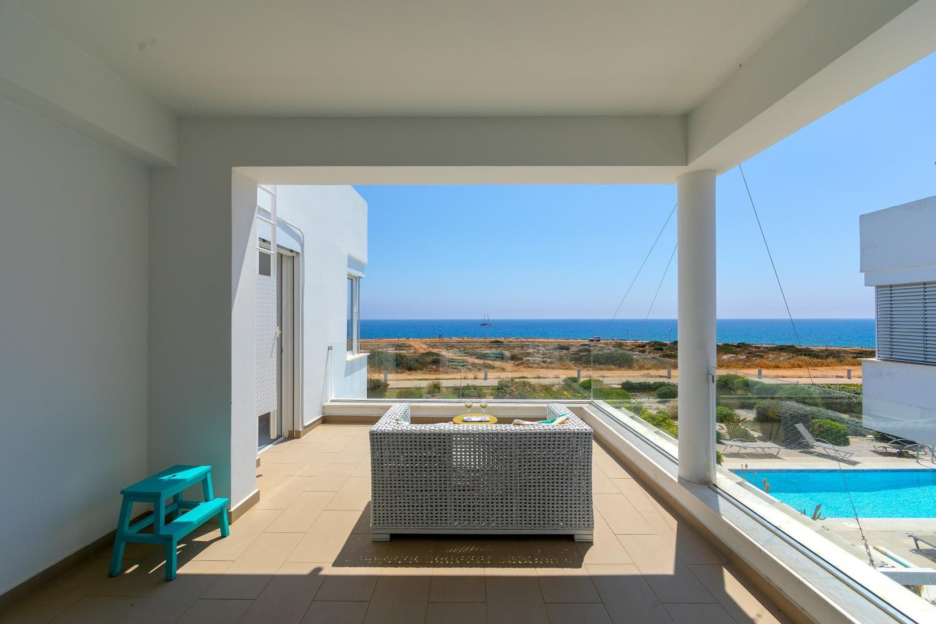 Protaras Beachfront Villa Alia