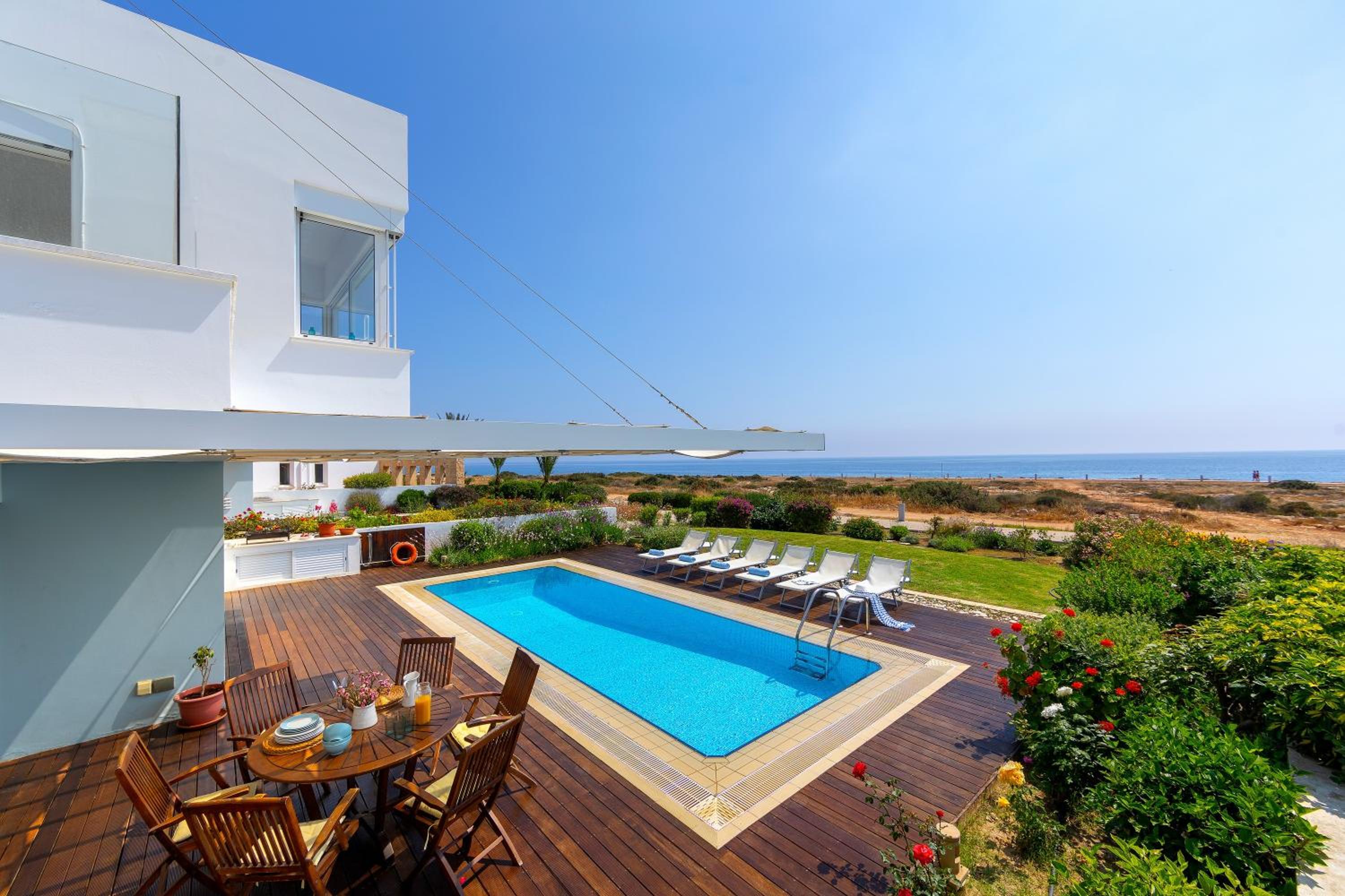 Protaras Beachfront Villa Alia
