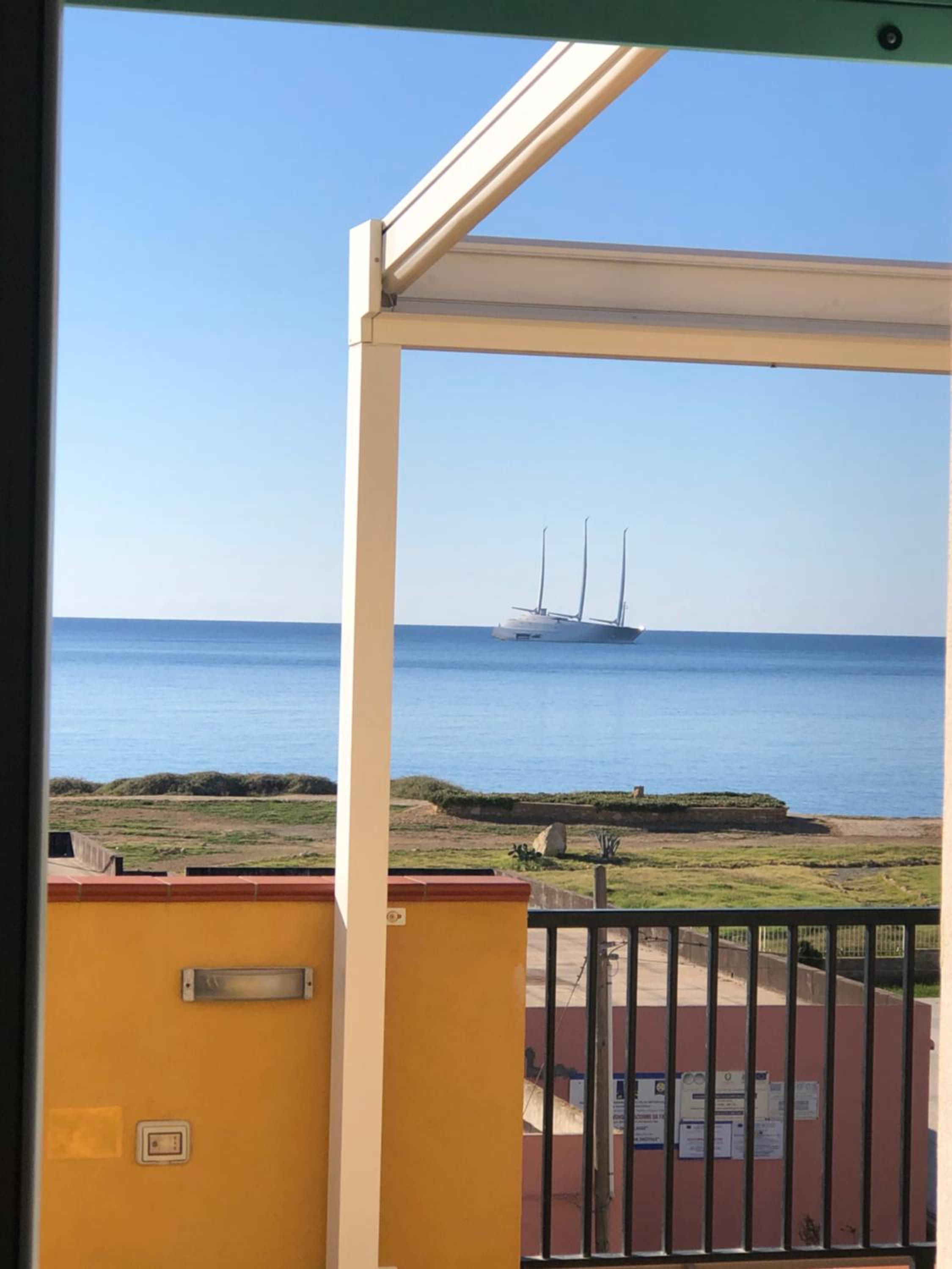 Sunrise B&B Le castella view 4