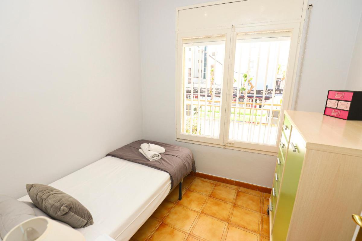 DIFFERENTFLATS Florida en Salou