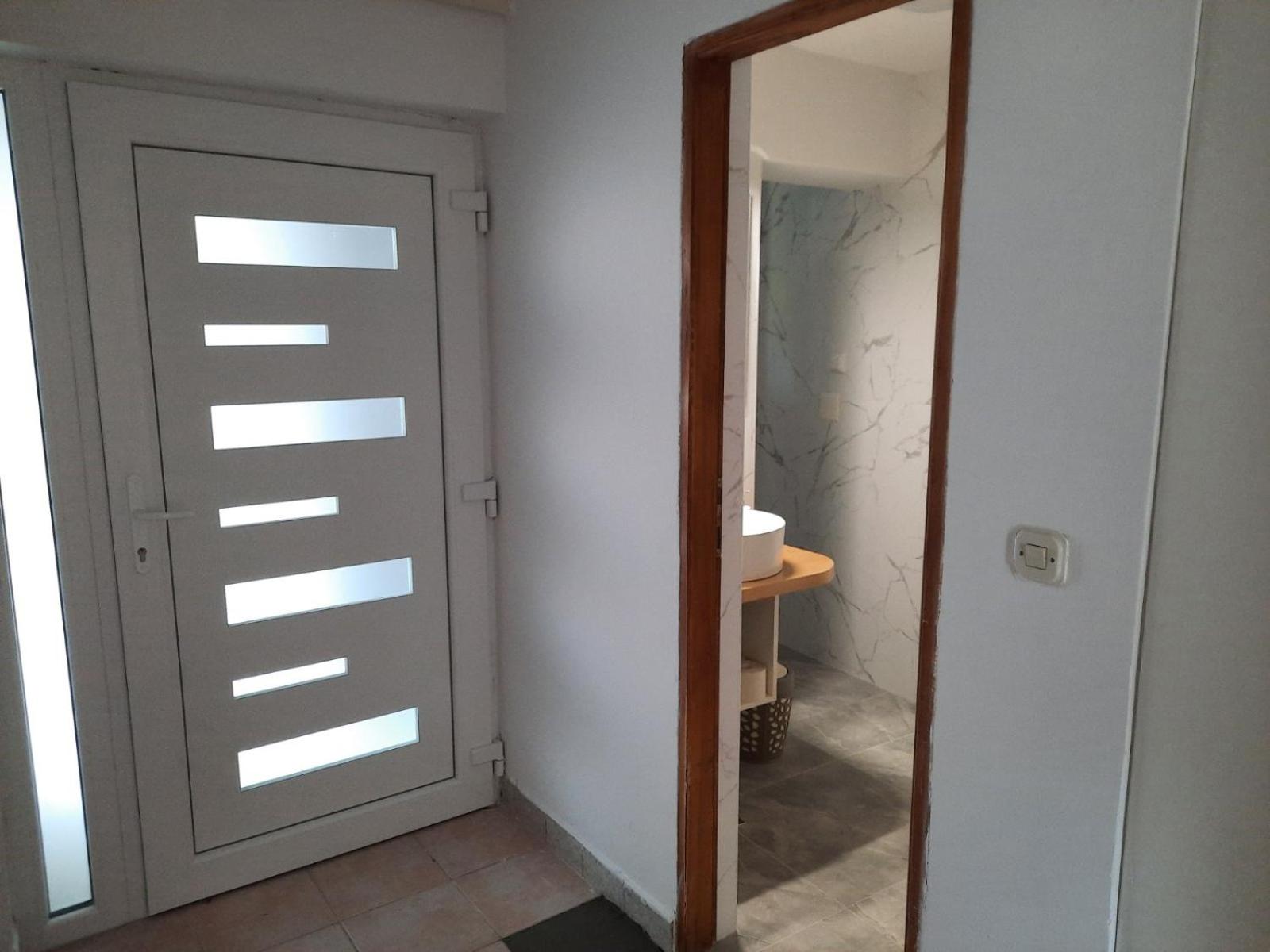 Apartment Klementina FREE PARKING view 3