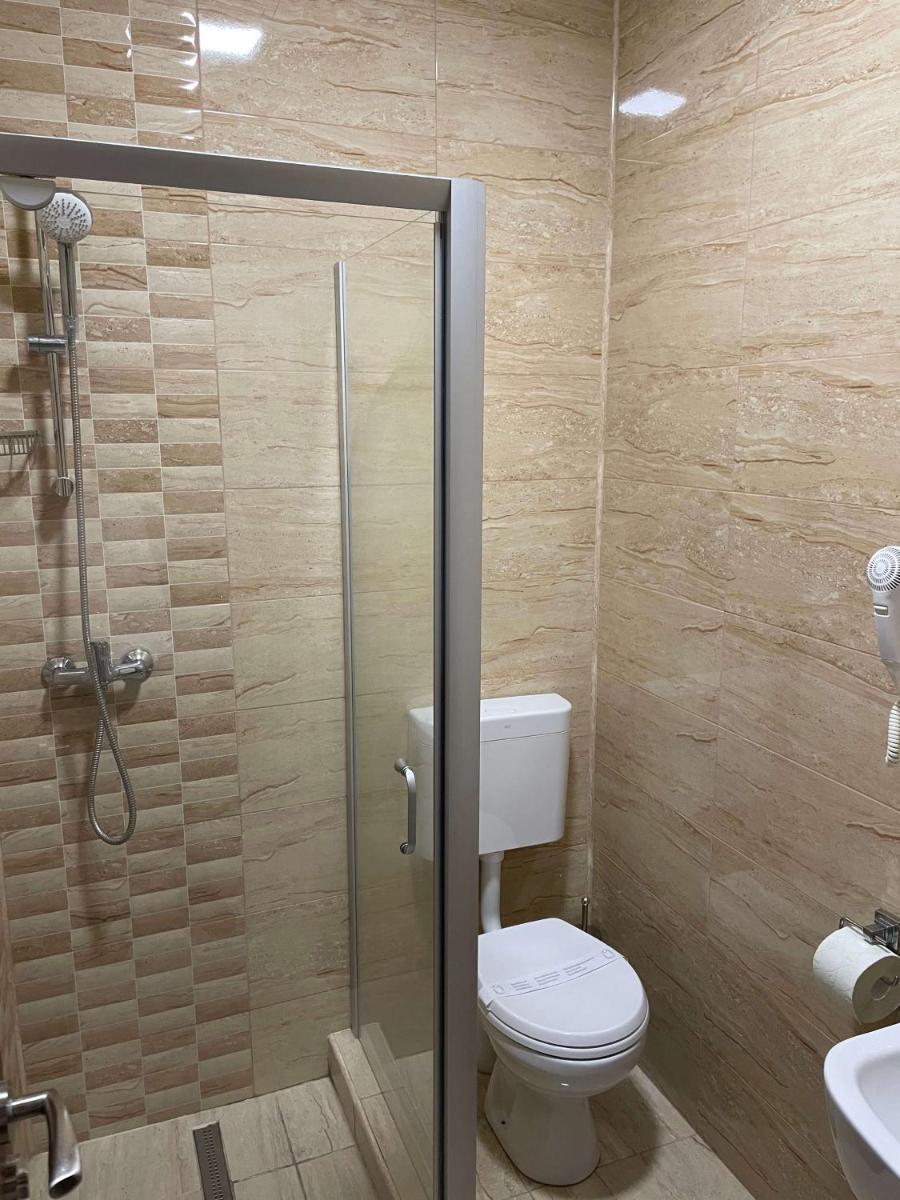 VILA REGAL Mamaia view 2