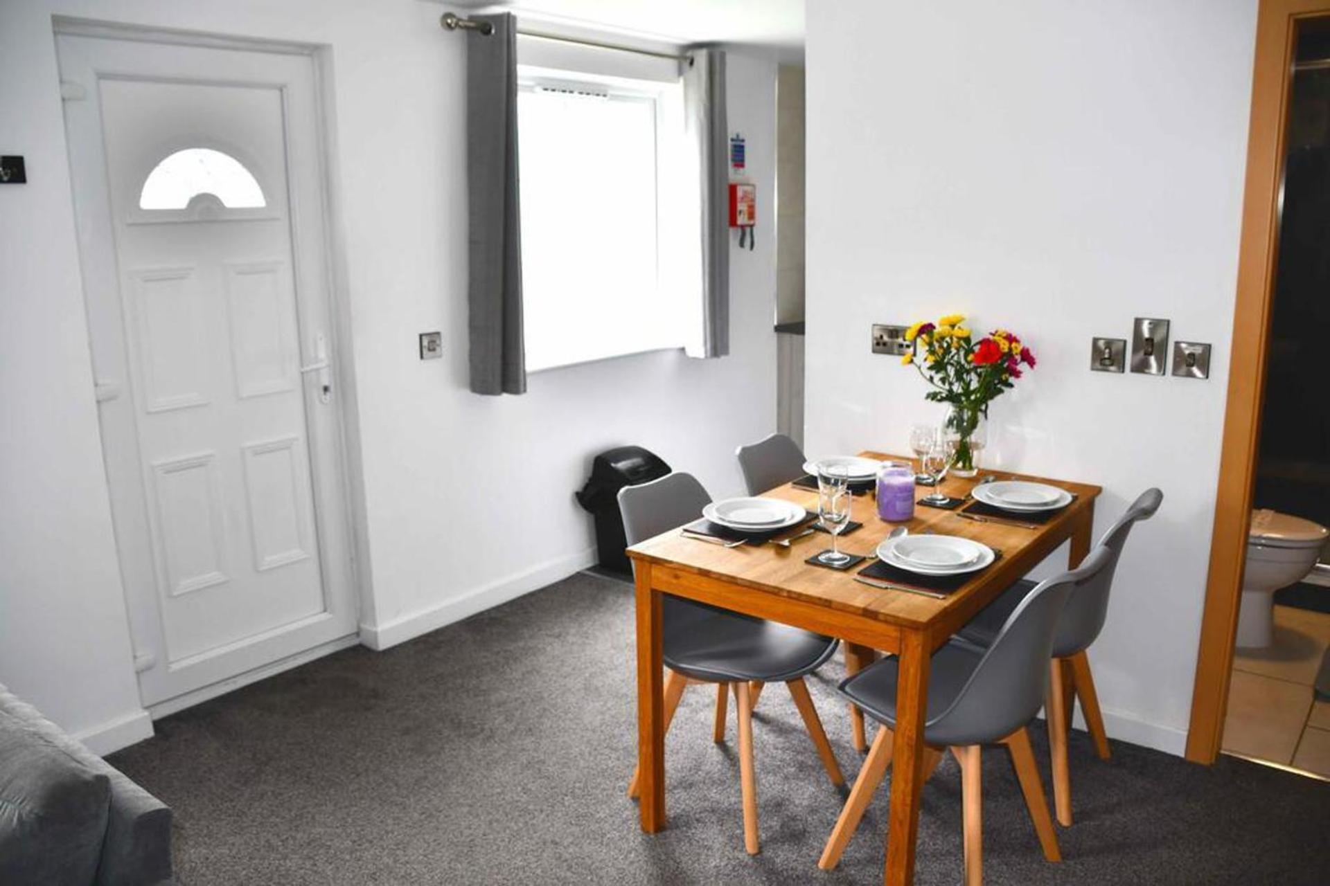 Apartment with Access to Pool Spa & Soft play view 3