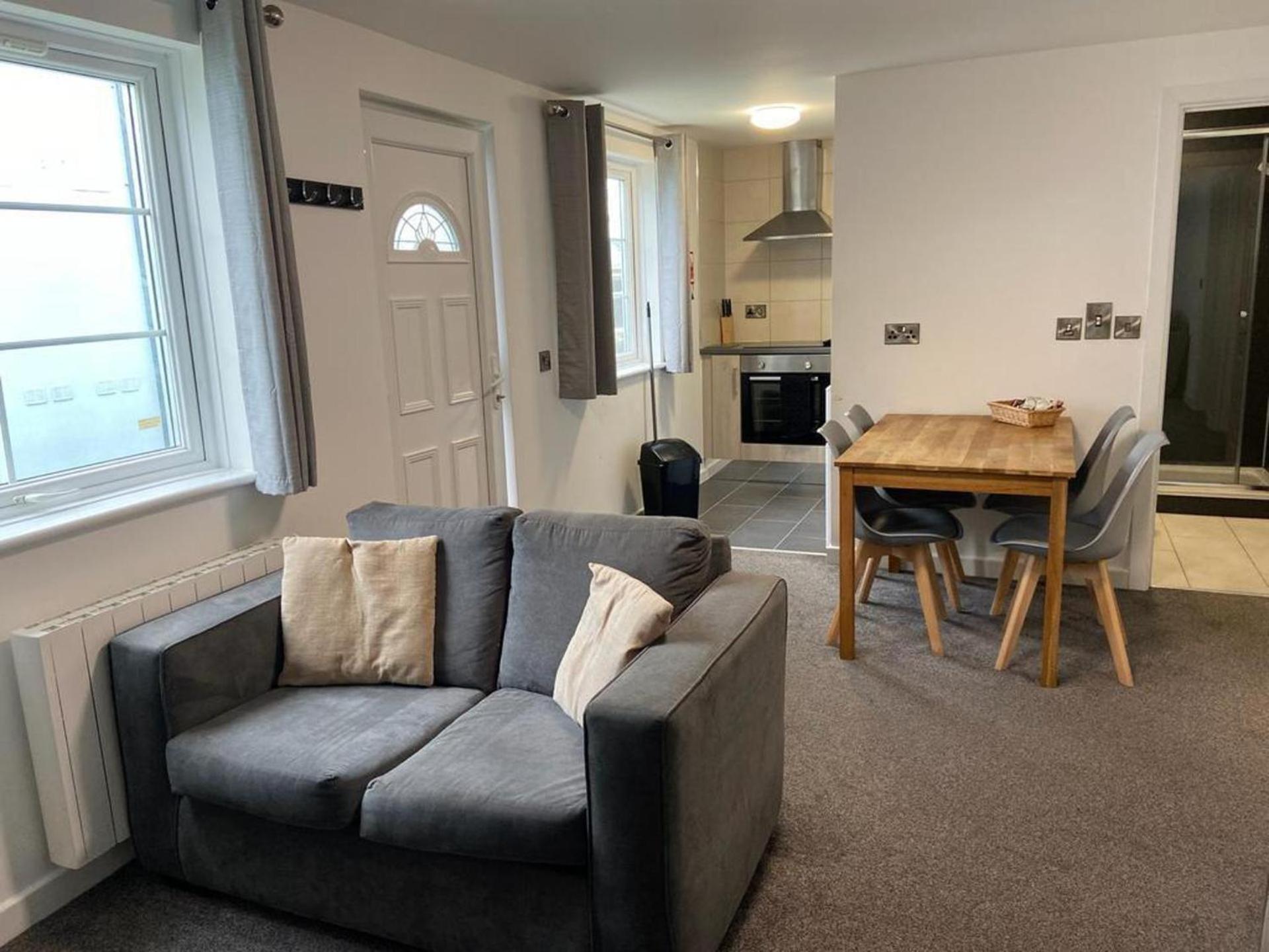 Apartment with Access to Pool Spa & Soft play view 2