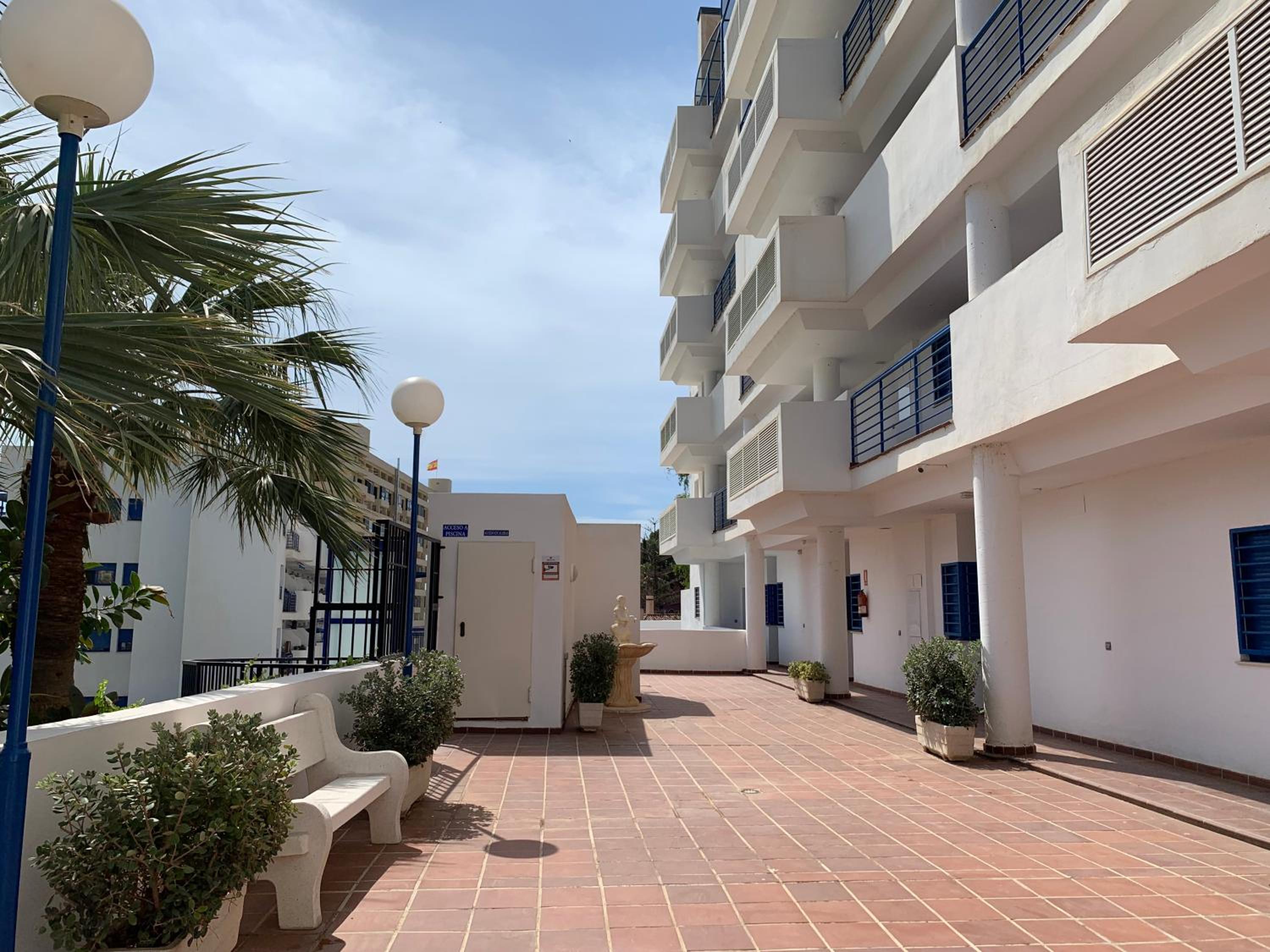 Los Patos Benalmádena Beach - Parking privado