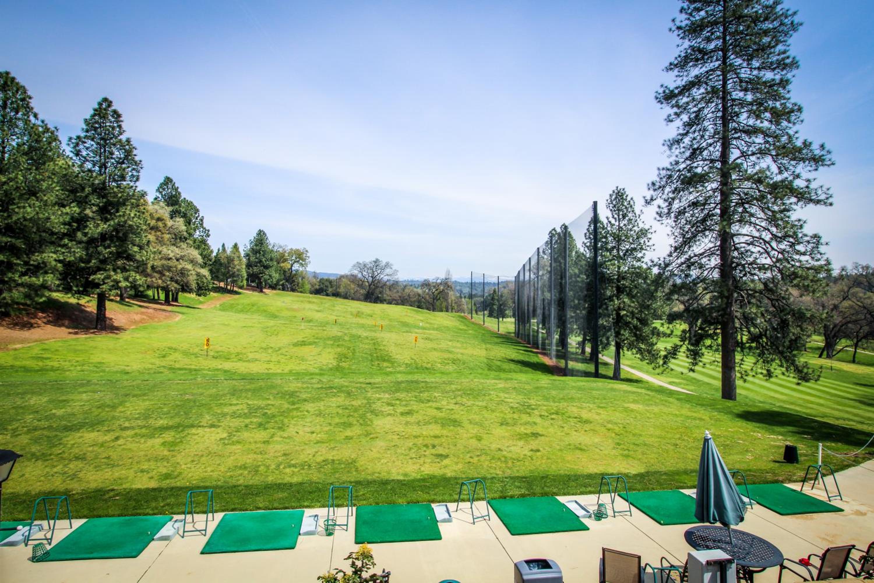 4BR Home Near Yosemite with Pool Table