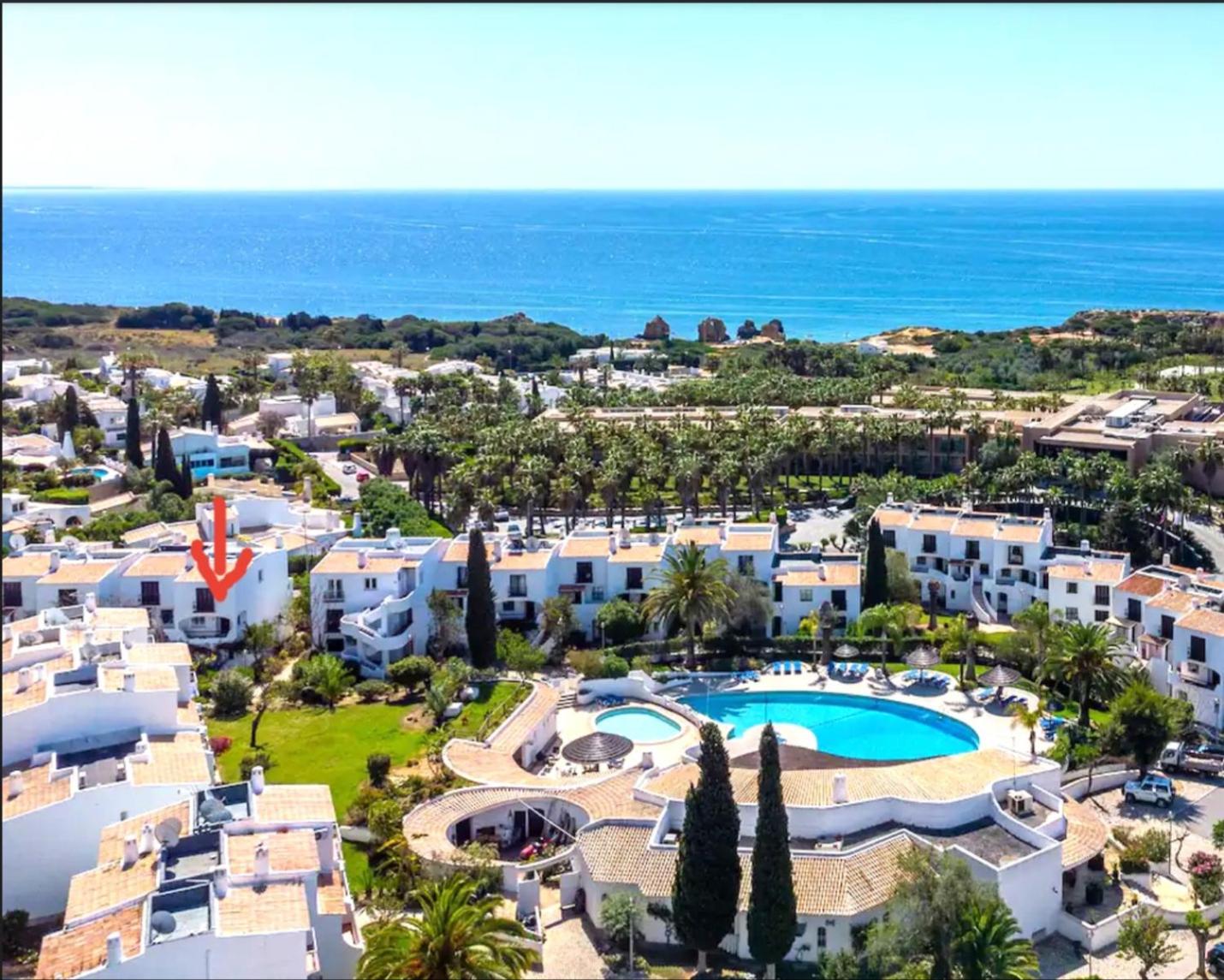 Beach Praia - Sleep 5 - Pool - Free wi-fi - Air Con view 3