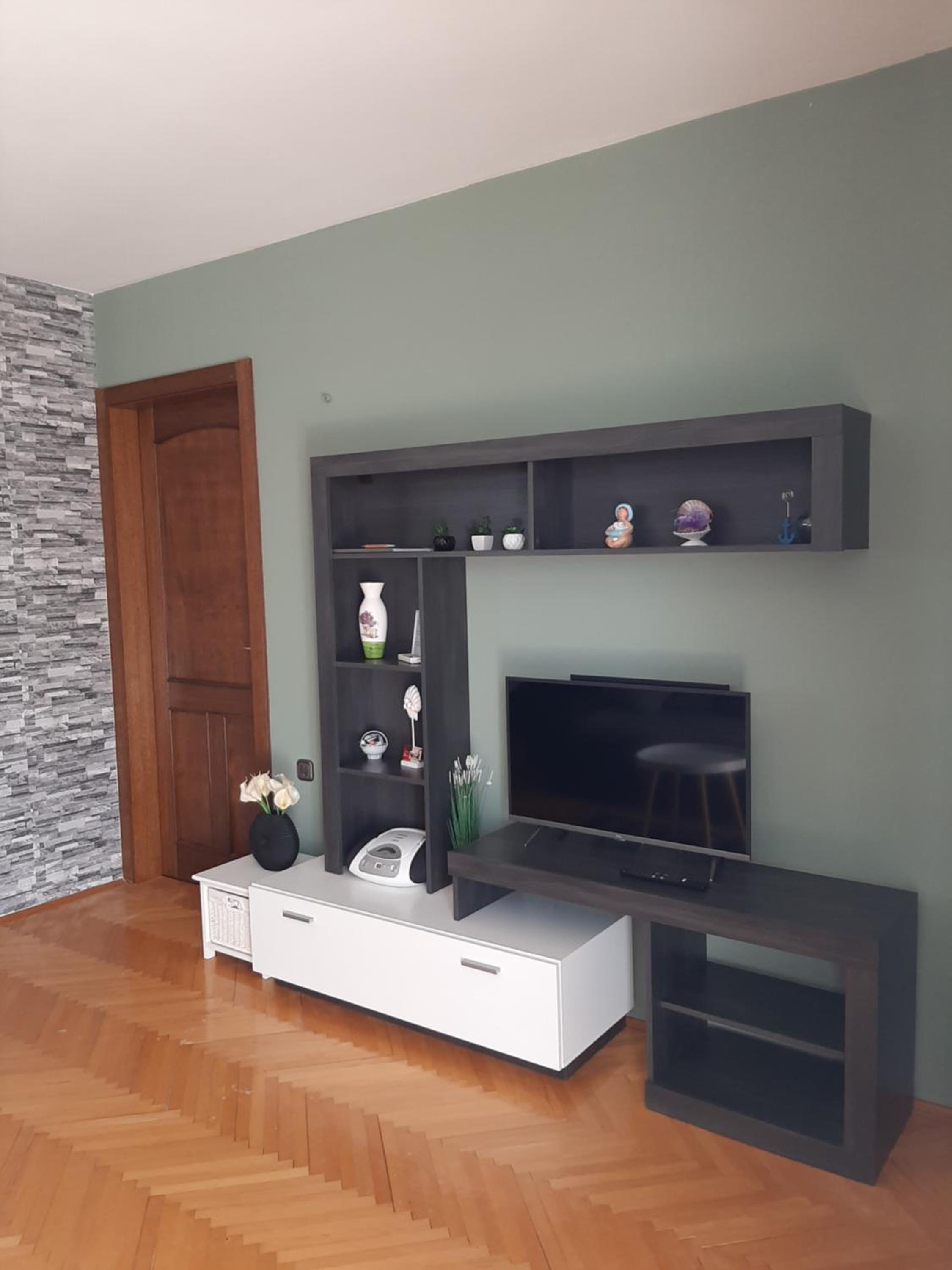 Apartments Mihael and Melani view 4