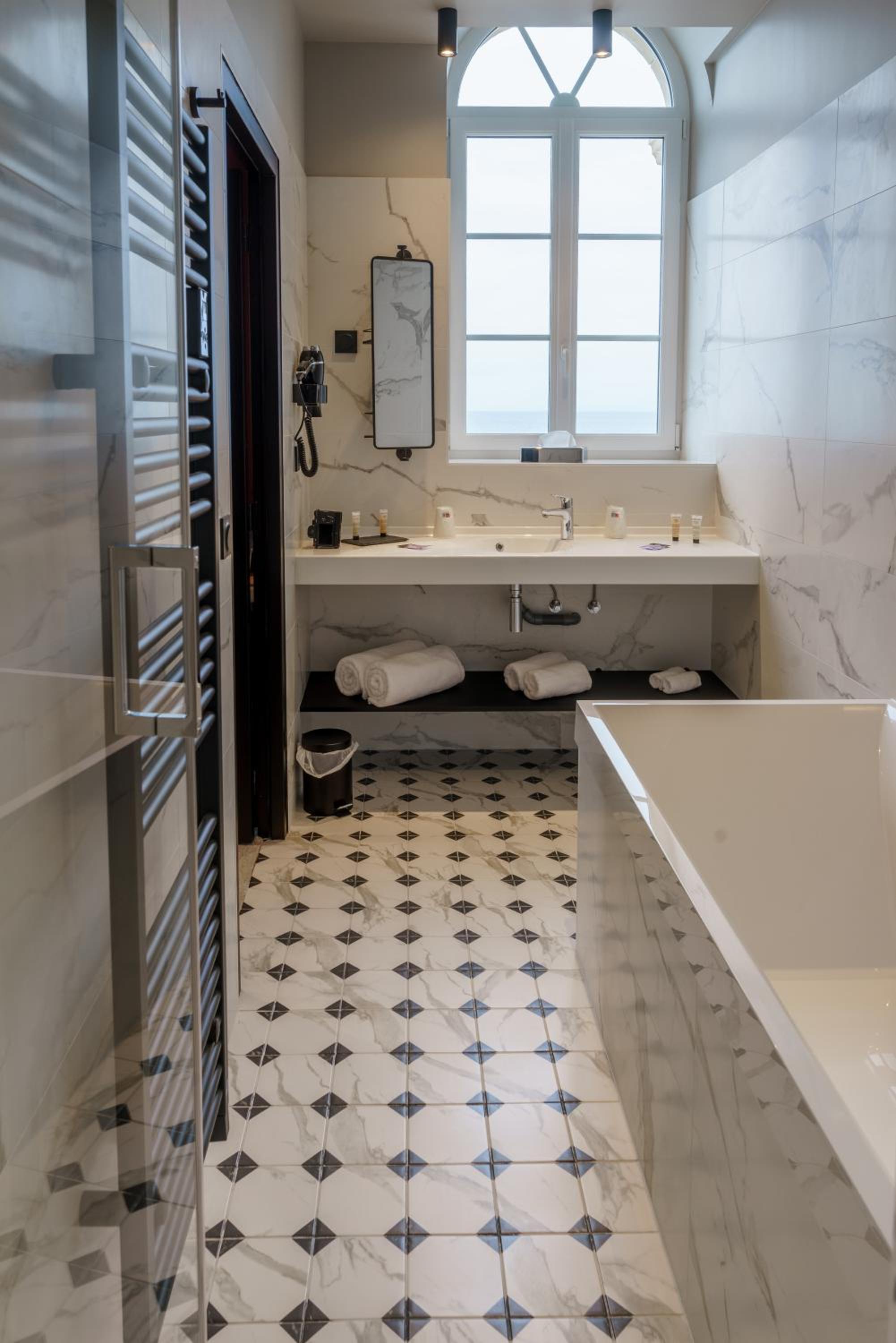 Photo 56