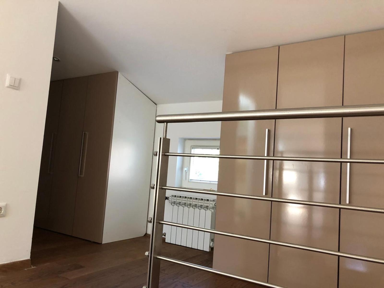 Vila Danin with free garage,Stari grad