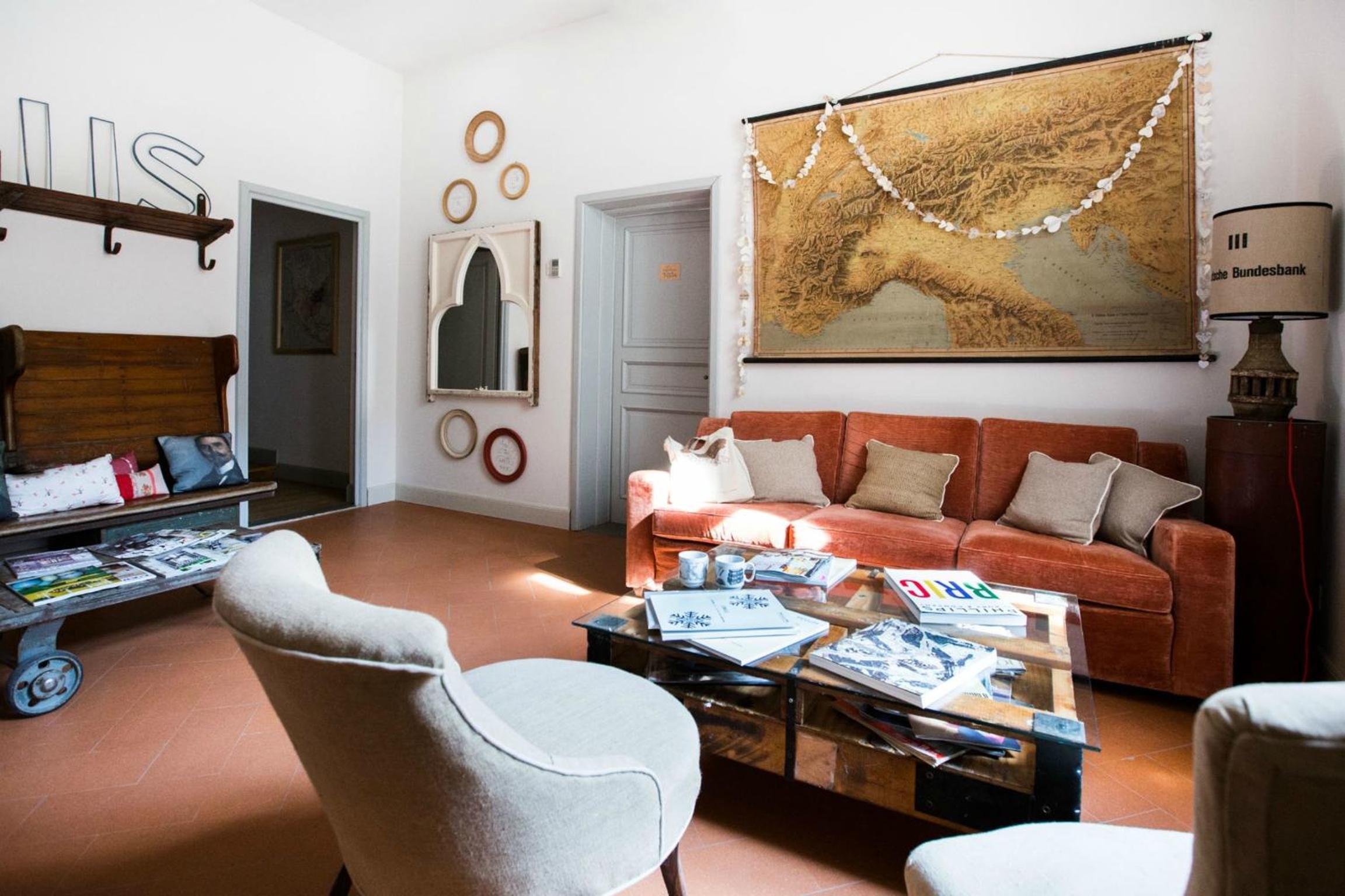 lounge