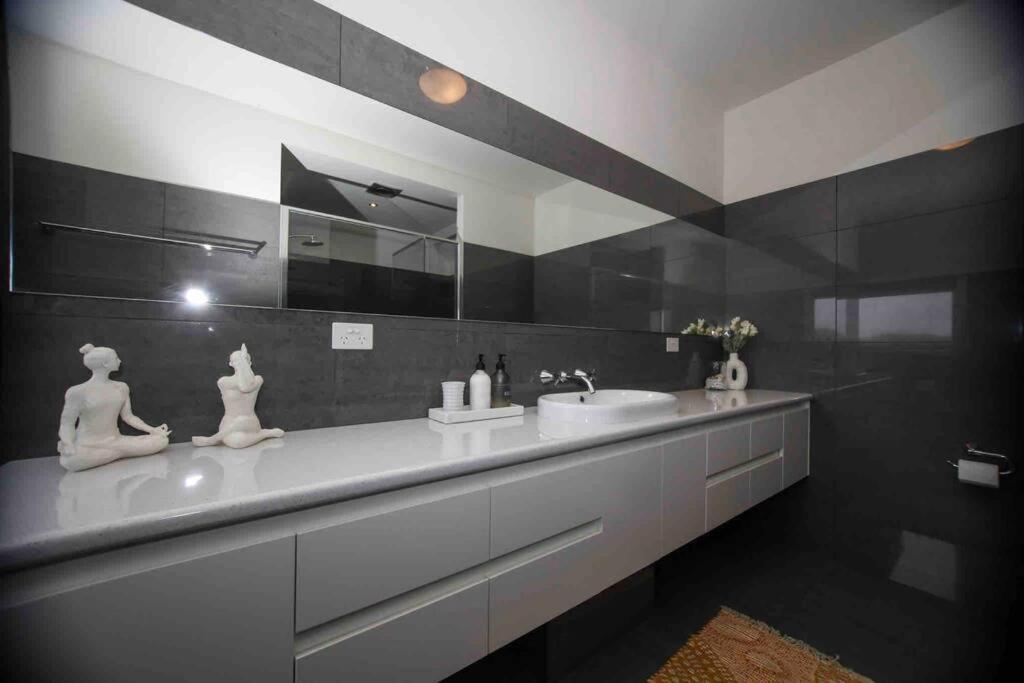 Martyrs Lookout - Luxury Accommodation