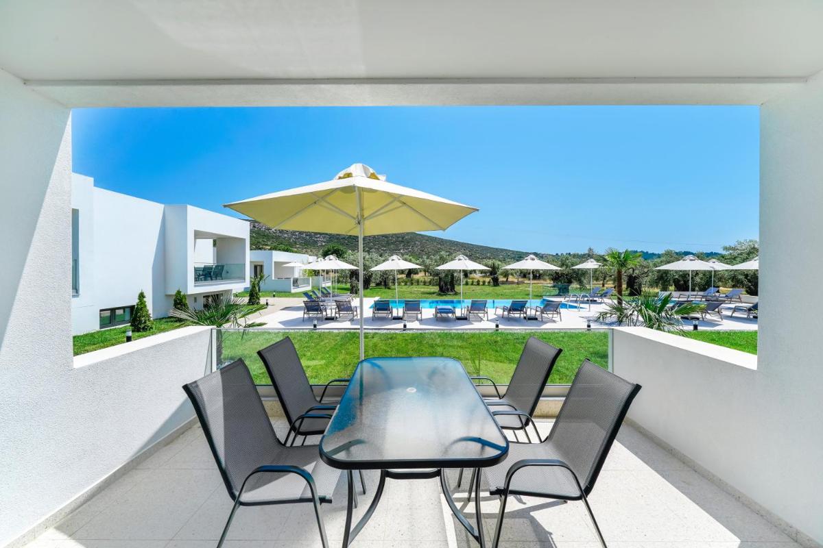 Encanto Village - Apartments view 5
