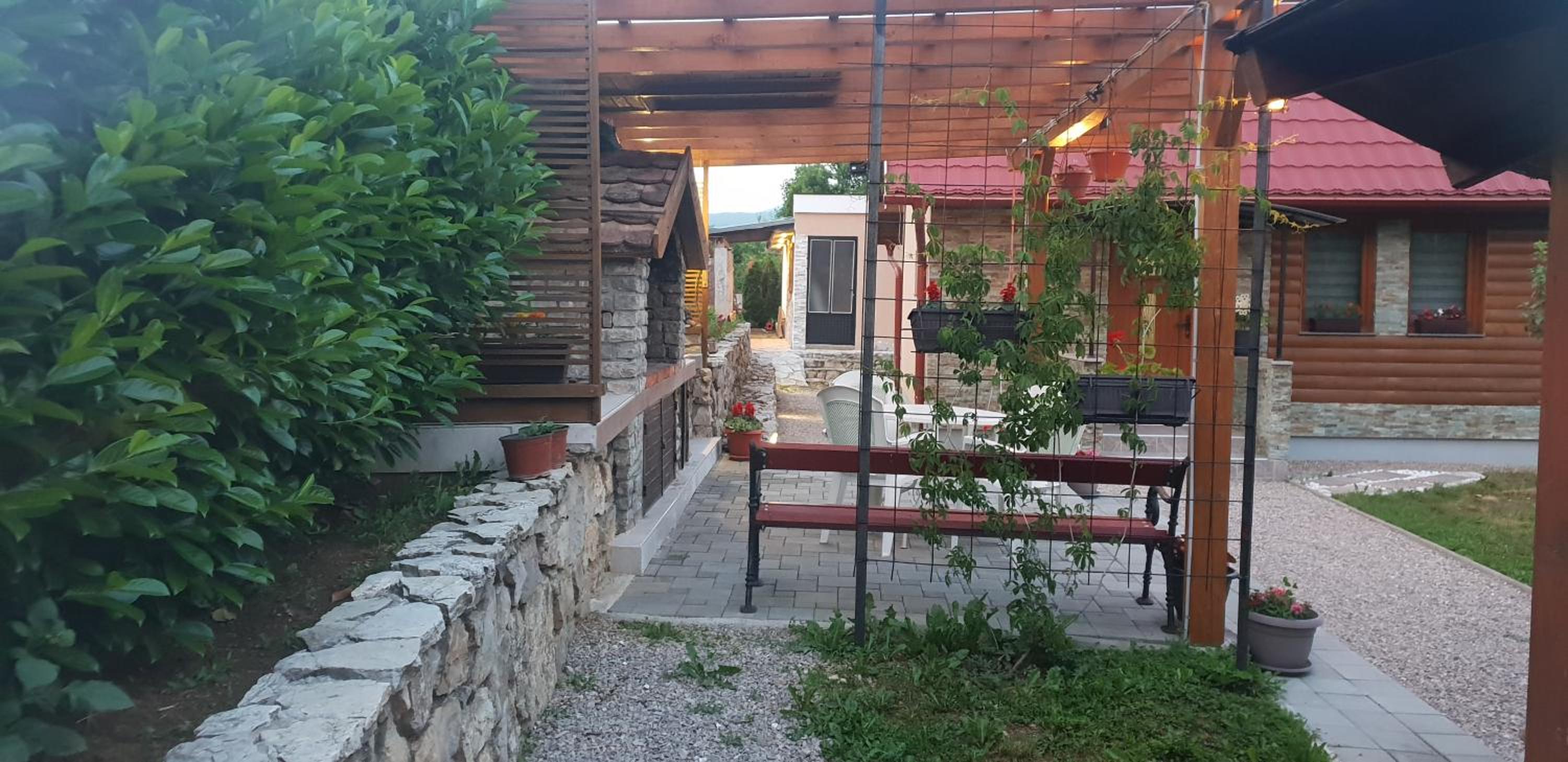 Green Garden Lohovo