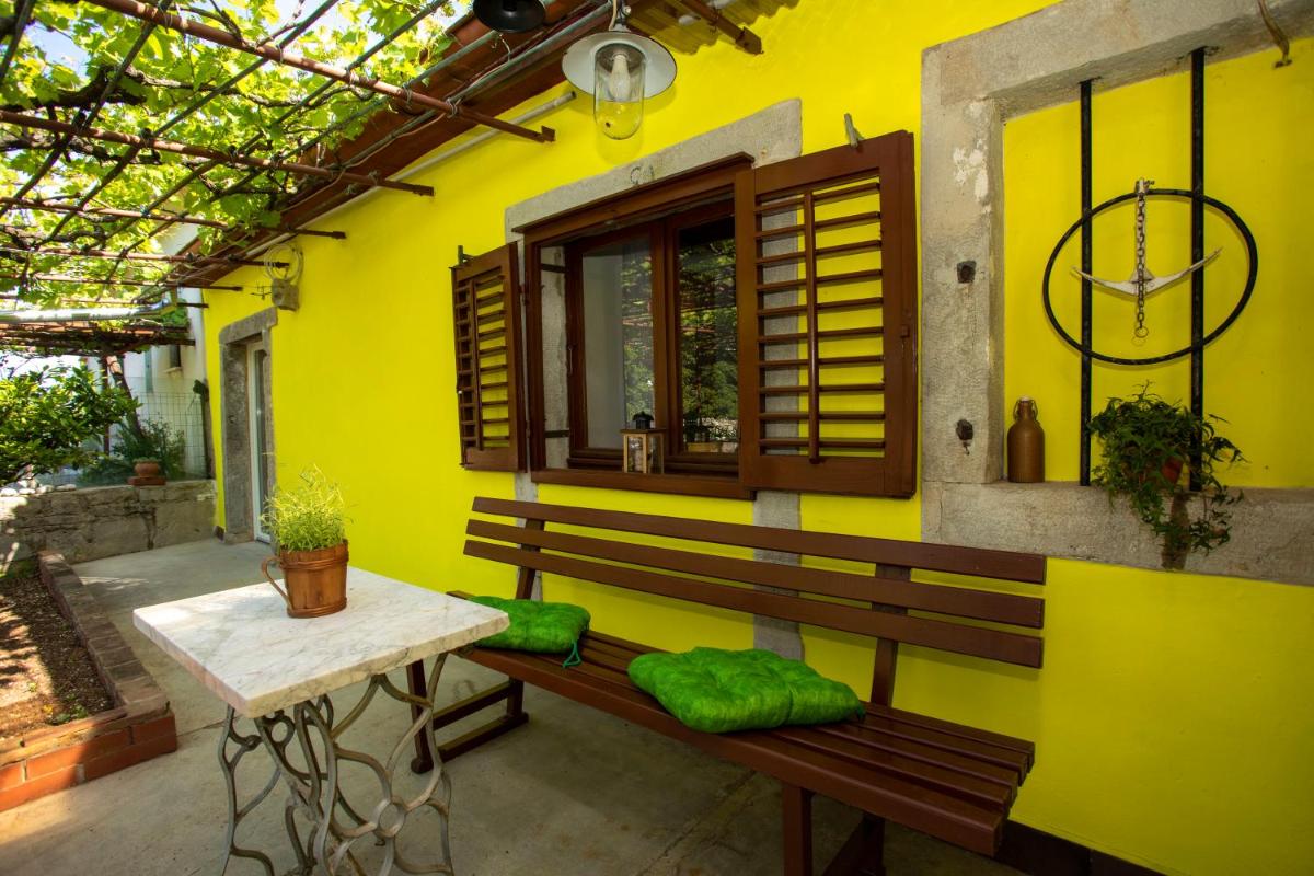 Holiday house Nono view 3