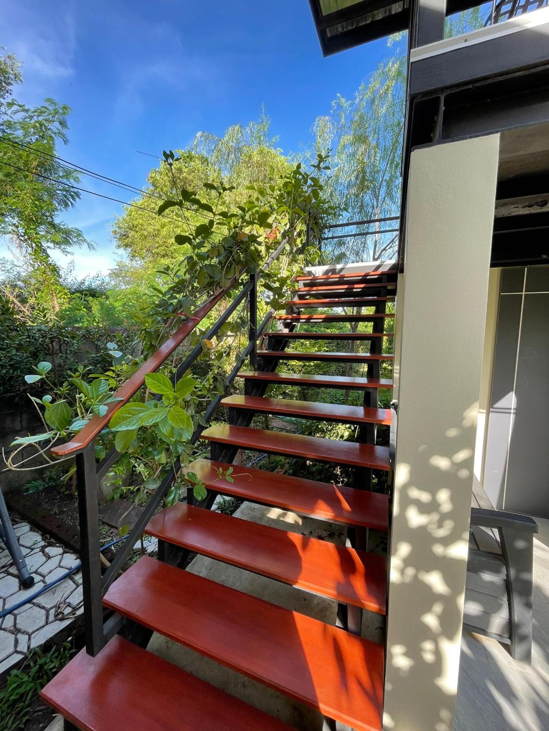 Chaisuk Bungalow view 4