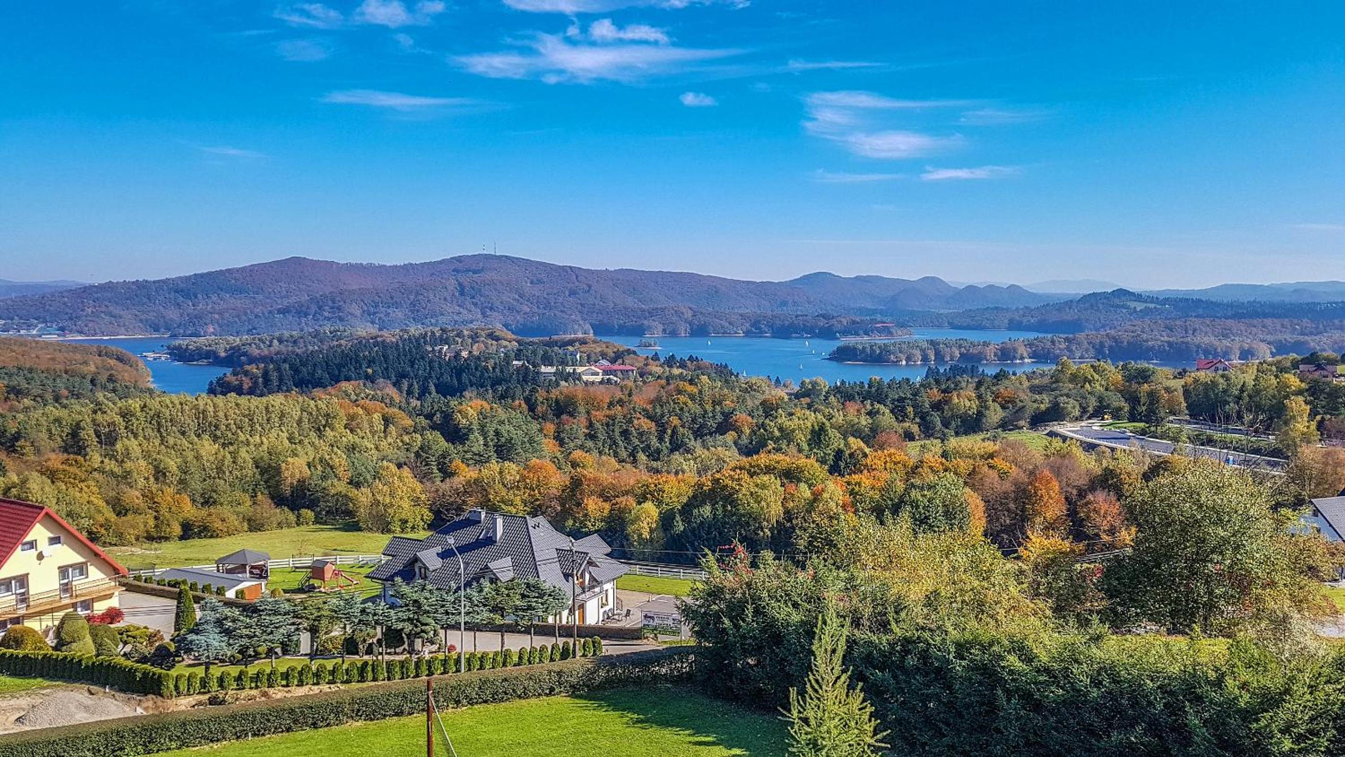 Pensjonat Na Górce - Widok Na Jezioro Solińskie i Góry view 3