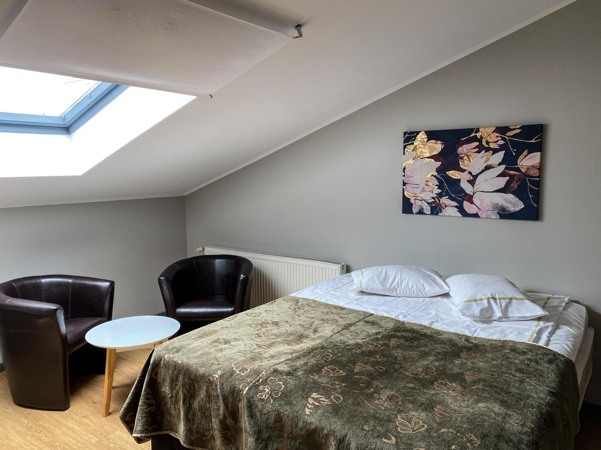 KURESSAARE TALLINN STREET APARTMENTs view 5