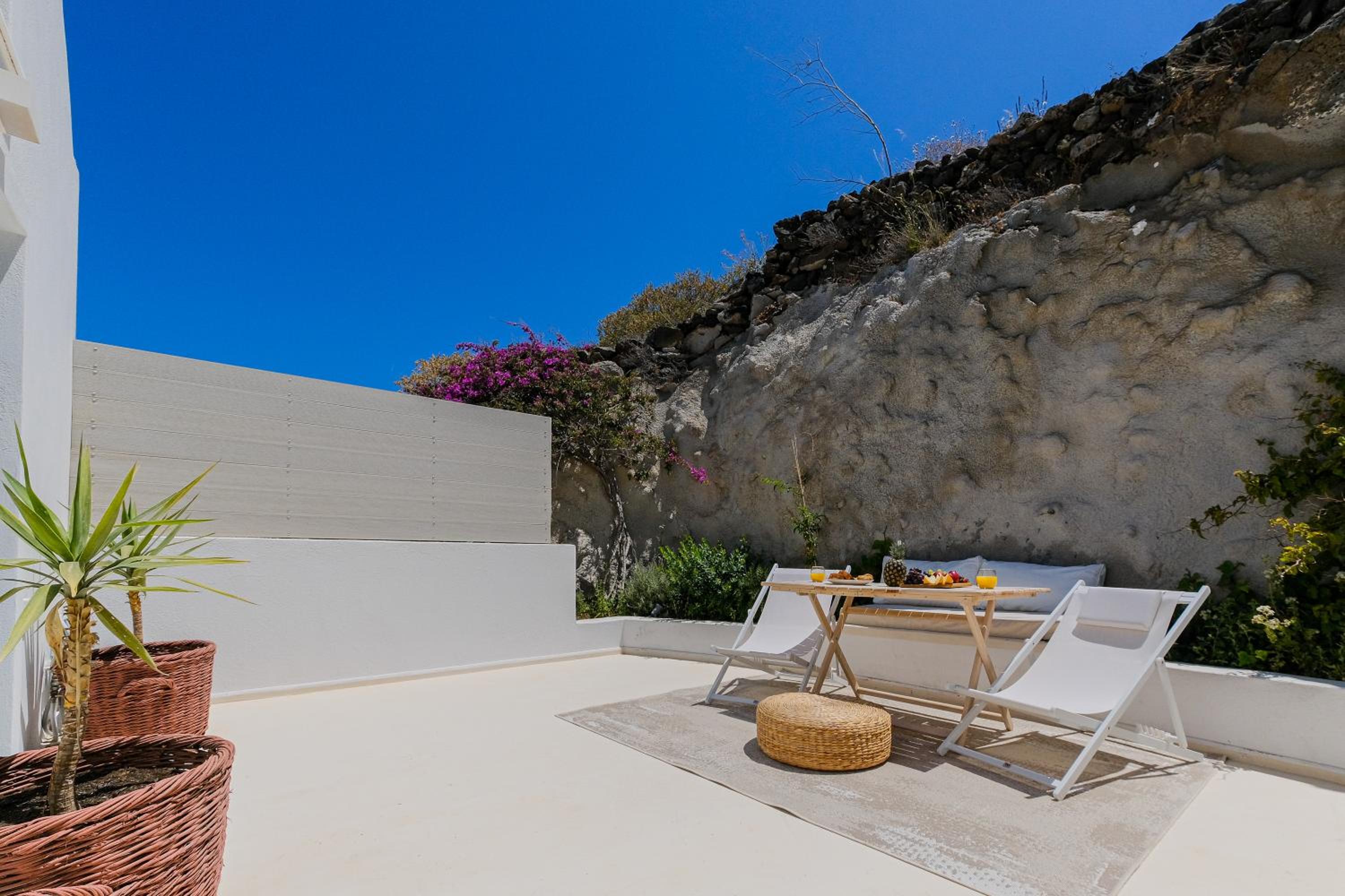 SunSea Living Suites