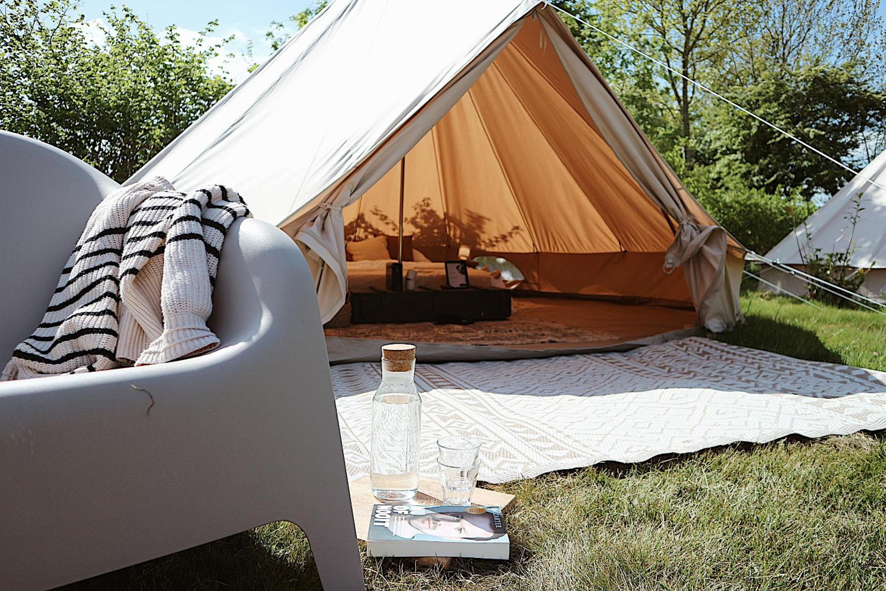 Bell Tent Parc Bûten Jubbega view 2