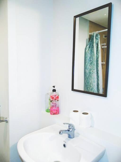 Pine Suites Tagaytay 2BR Central View with Netflix view 2