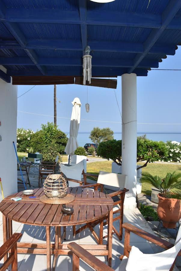 Sunset Beach House Posseidi view 5