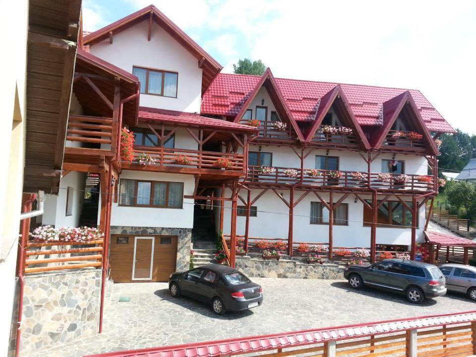 Photo 44