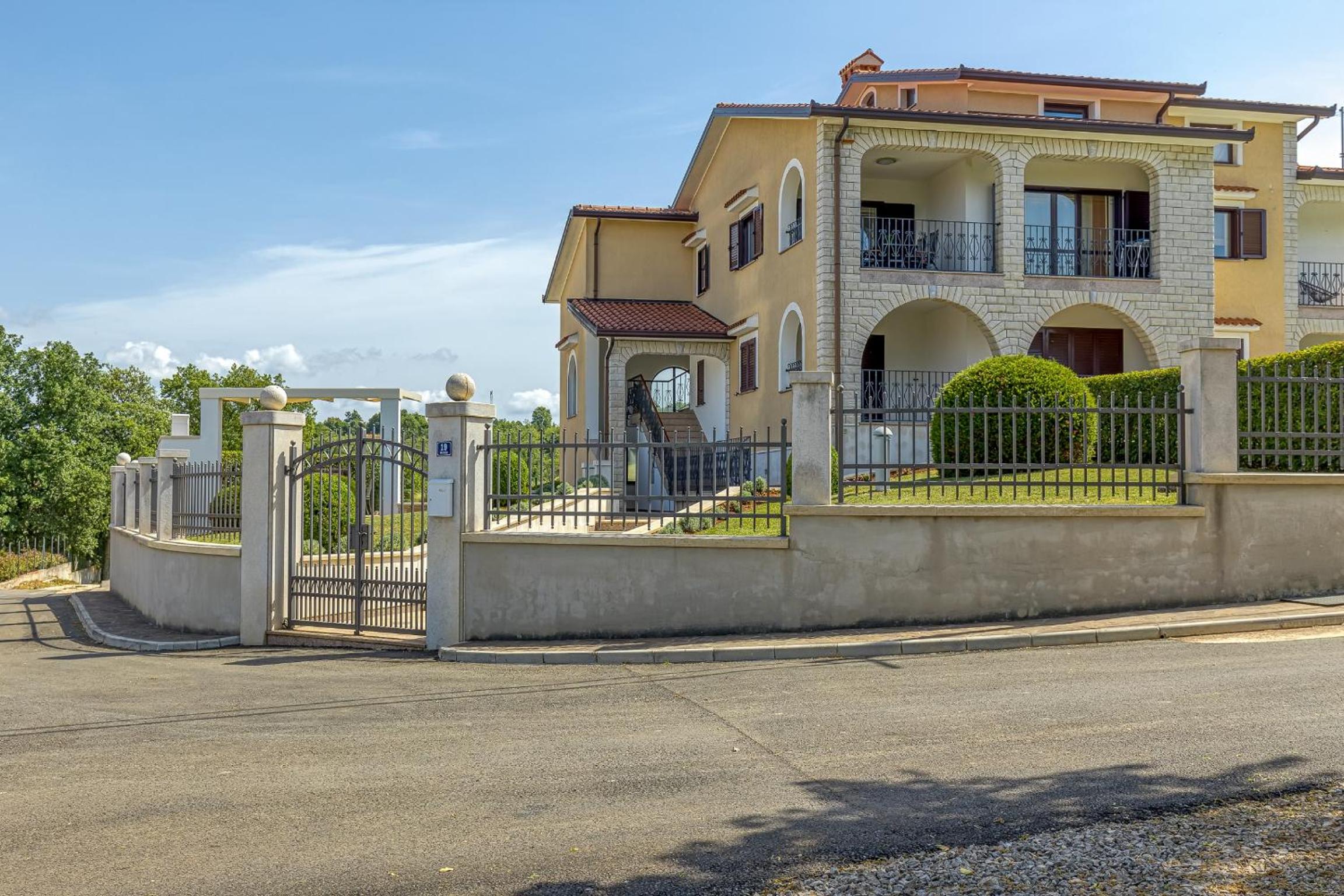 Silvia II with Private Pool