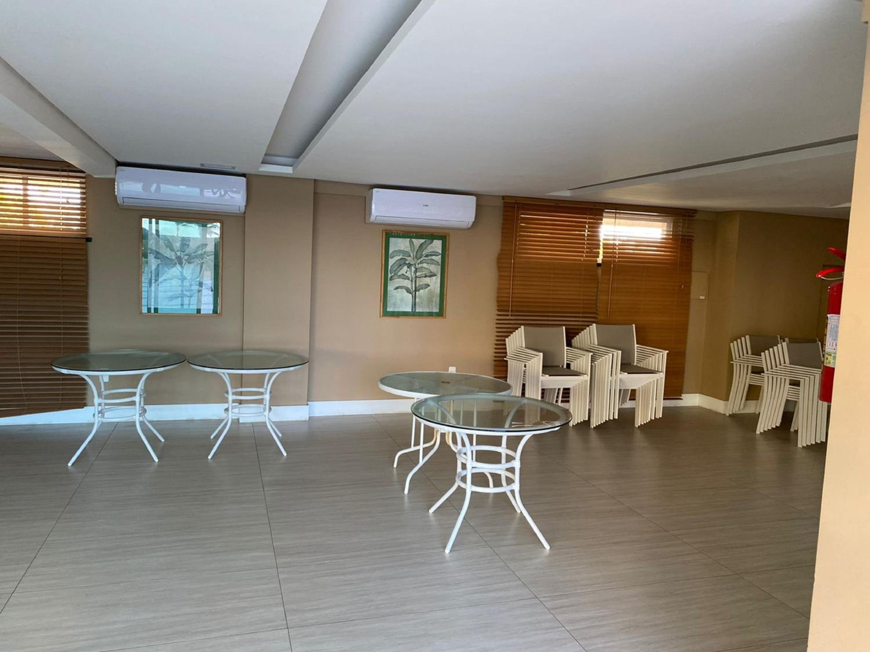 Apartamento completo no Beach Way Porto das Dunas - Apto Luxo