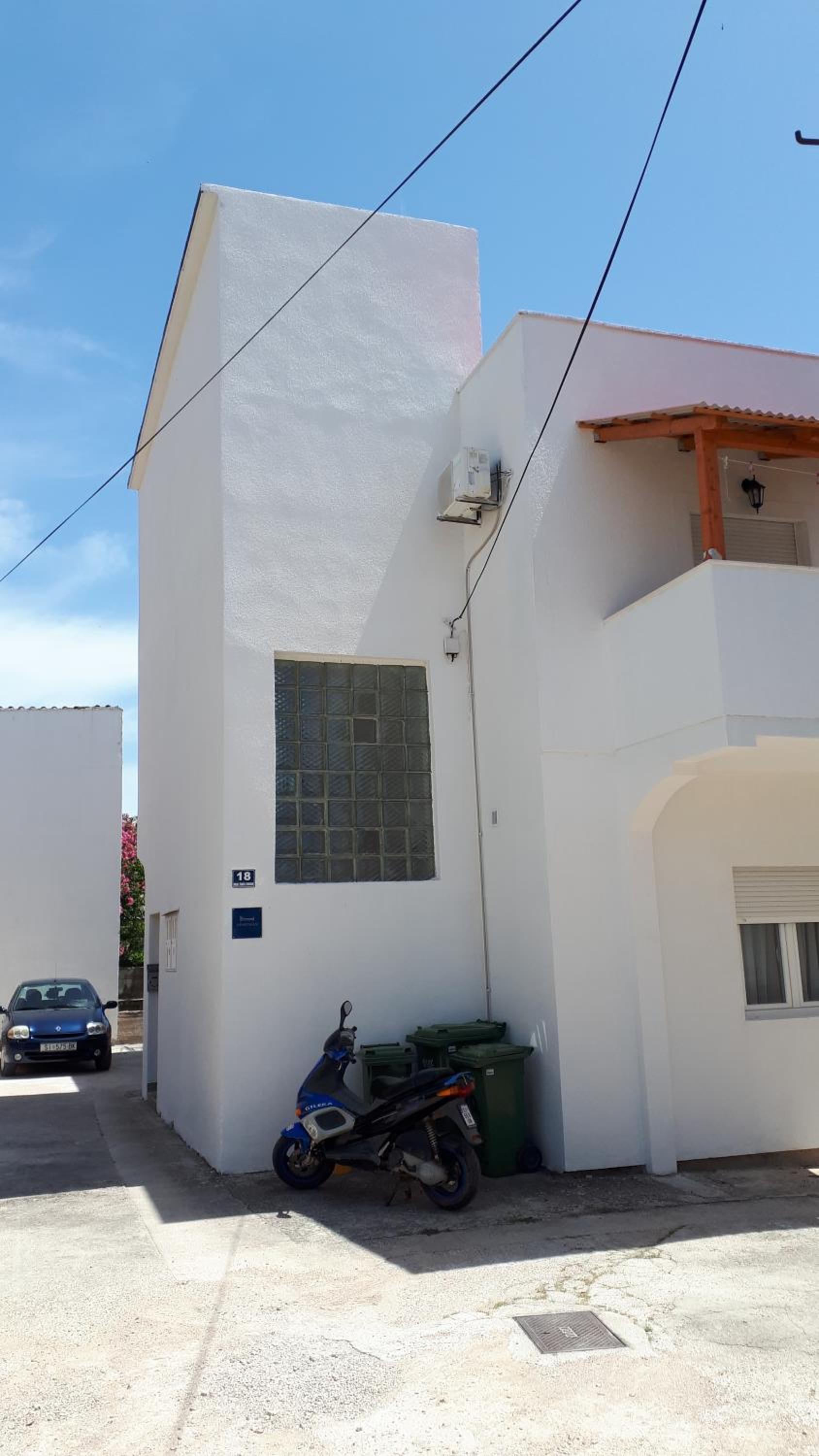 Photo 36