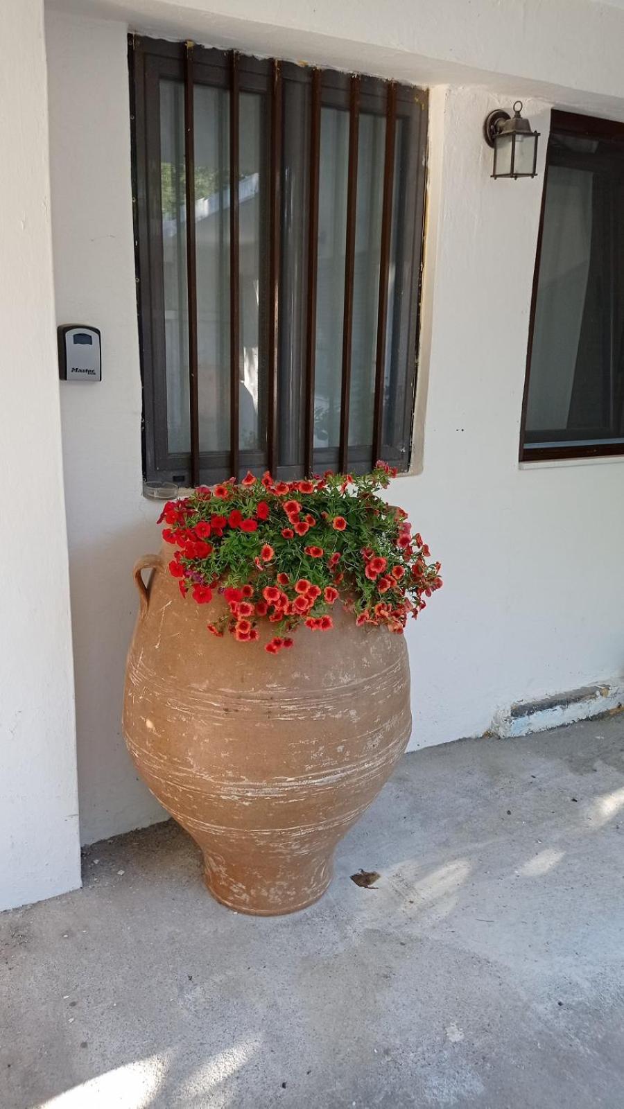 VillaTzer - Traditional house with fireplace and garden