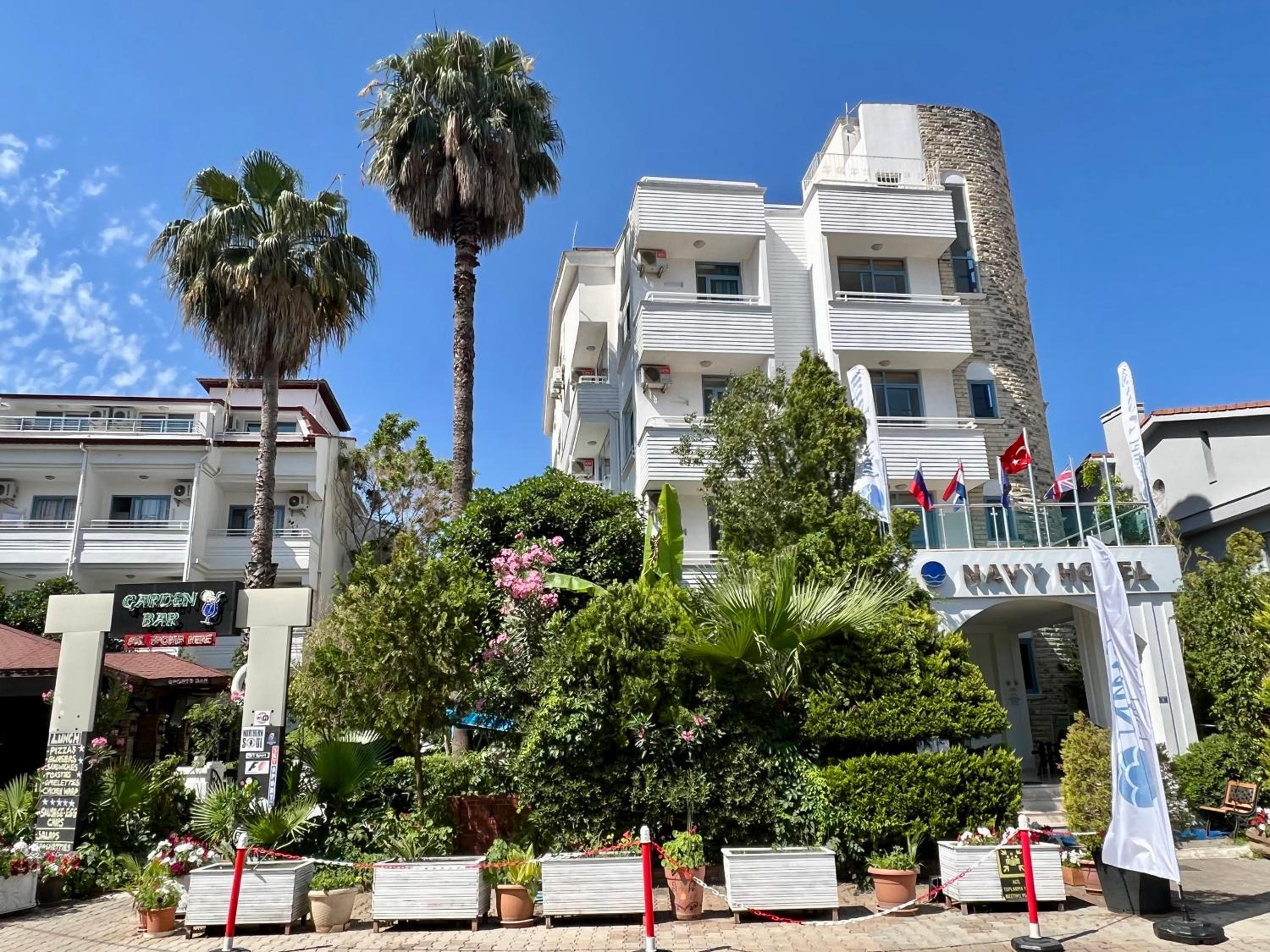 Navy Hotel - Image 42