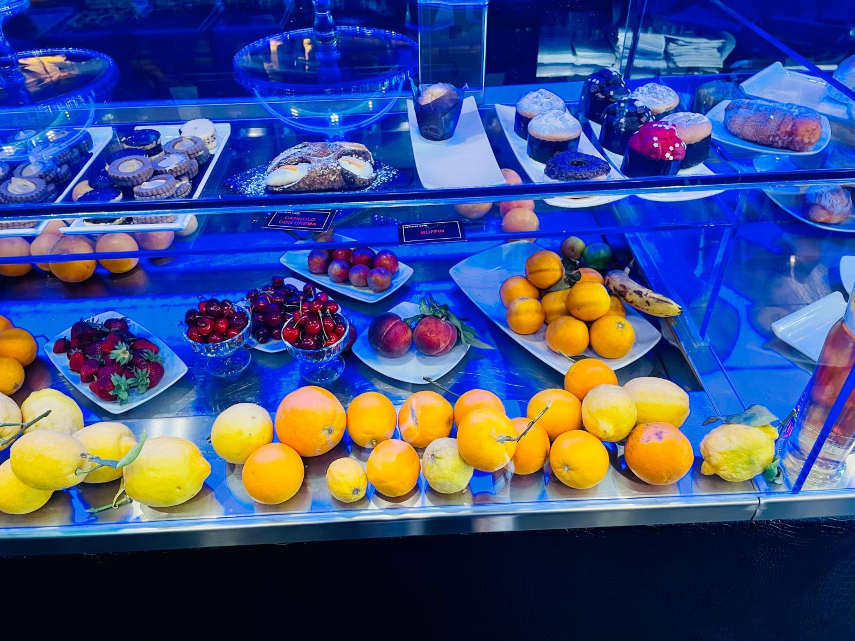 ConteMax ArtHouse en Salerno — dining