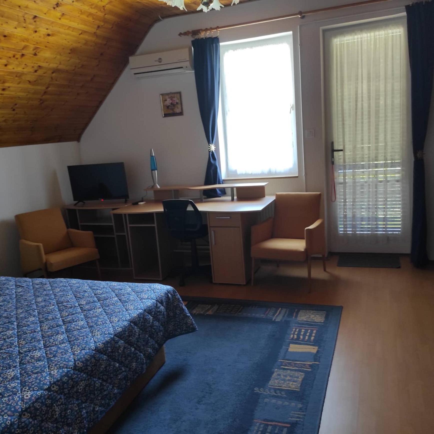Szabados Apartman view 4