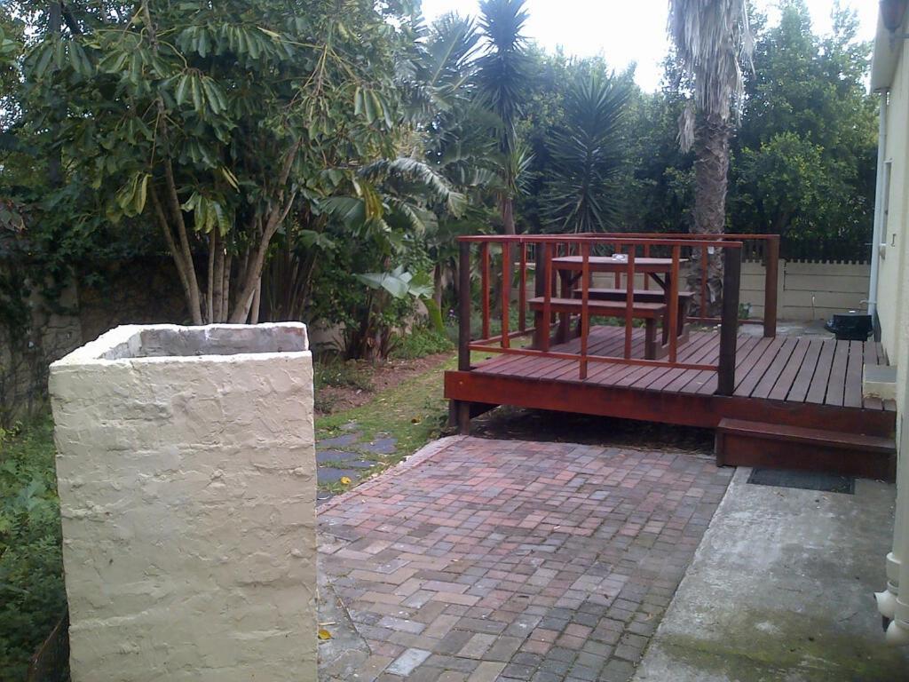Port Elizabeth Guest House