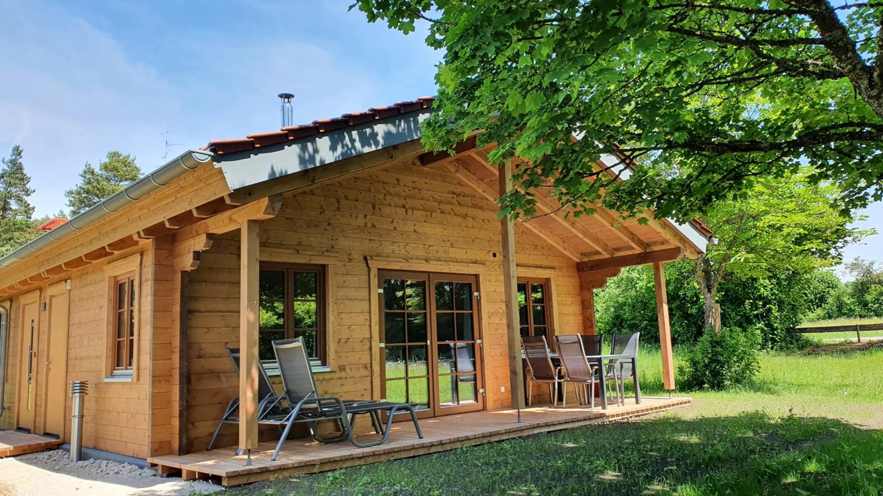 Ökologisches Holzblock-Ferienhaus Lauterdörfle 150 - Baujahr 2022 - mit gratis AlbCard