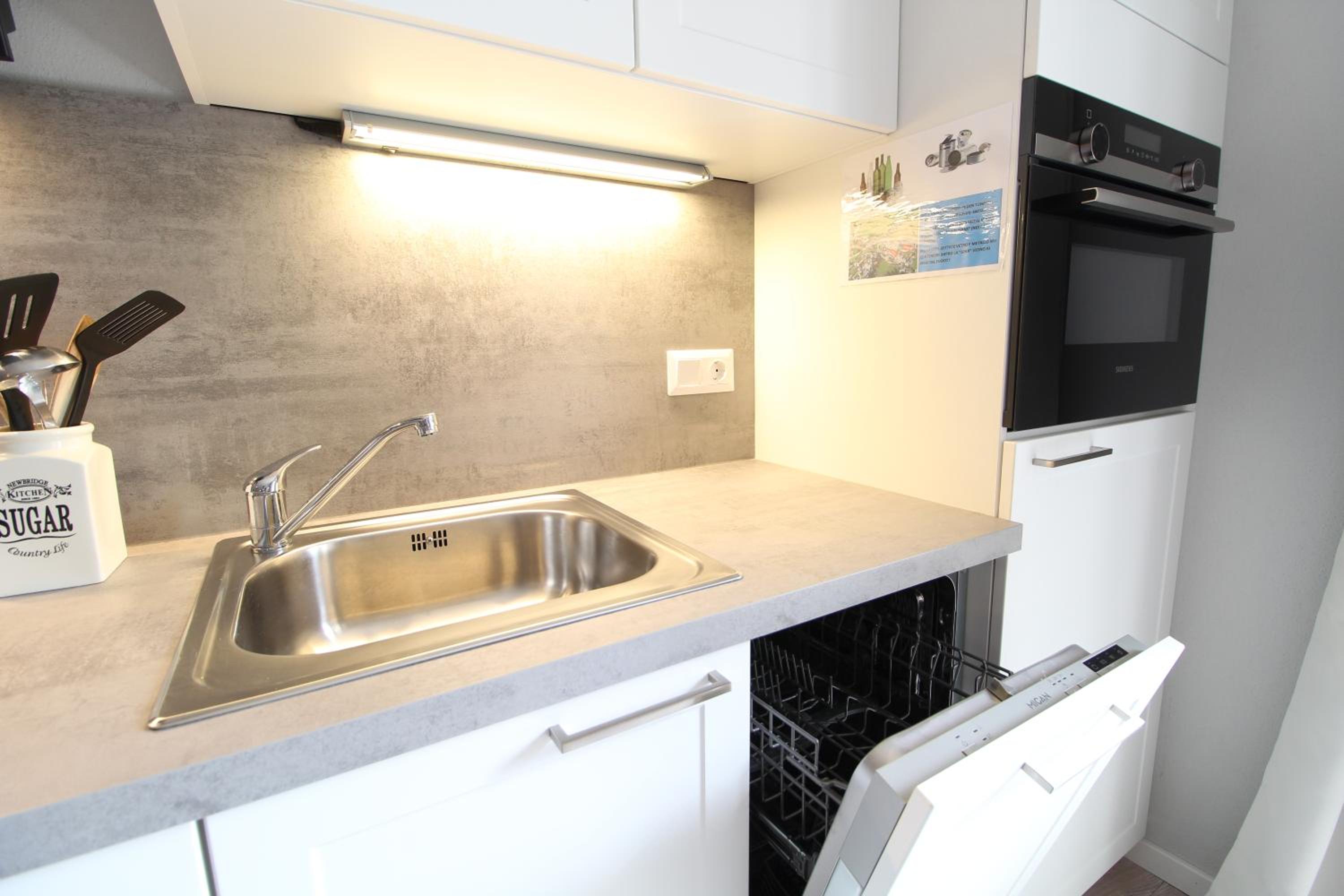 RMG Roses Apartments