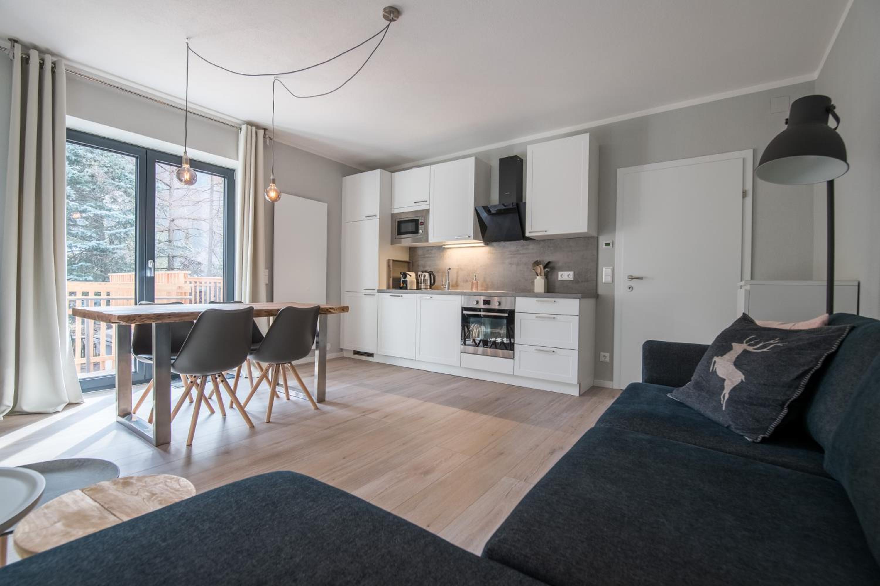 RMG Roses Apartments