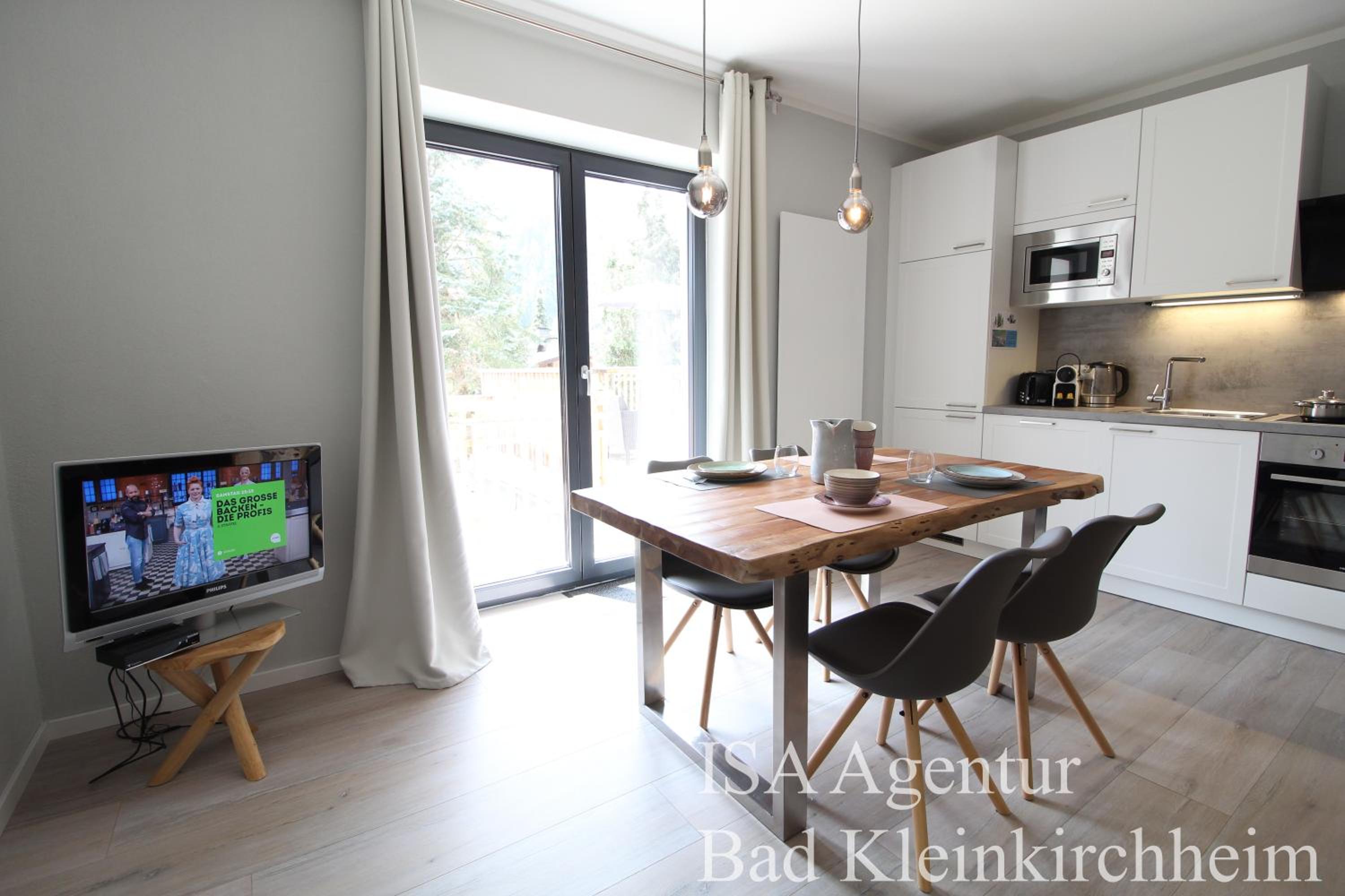 RMG Roses Apartments