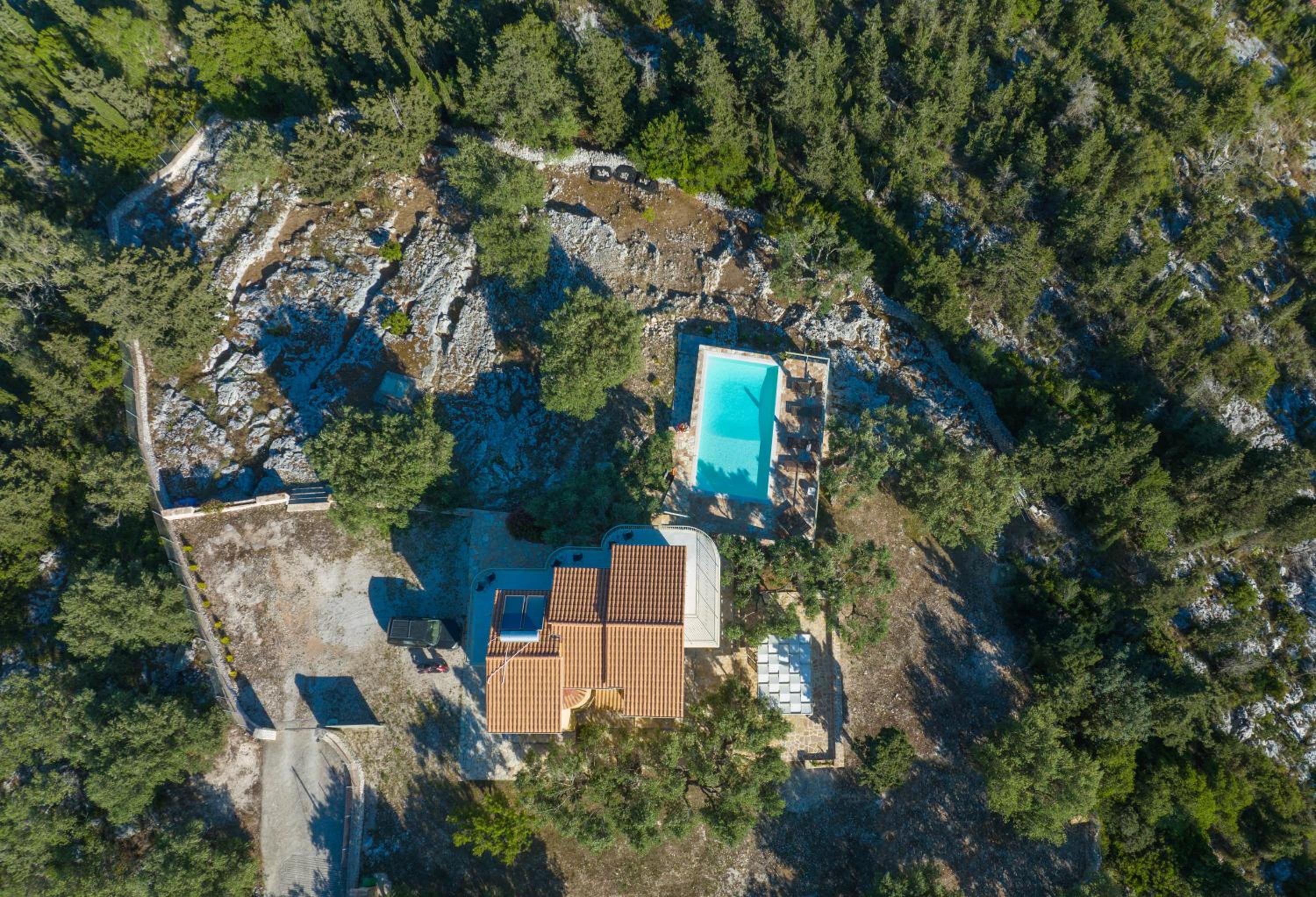 Hotel Villa Agnanti - Image 1