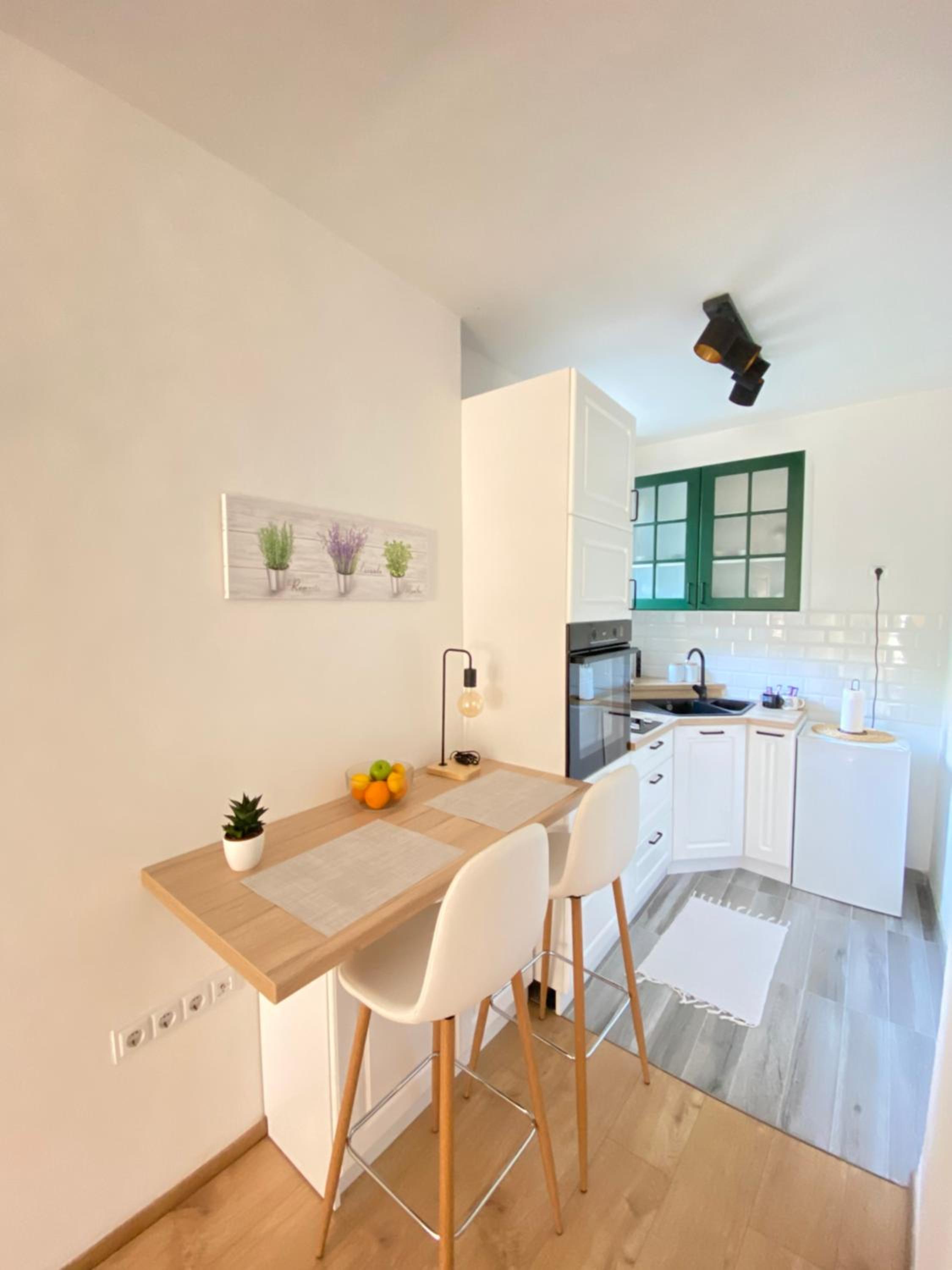 Modern Studio Apartment in the Old Town view 5