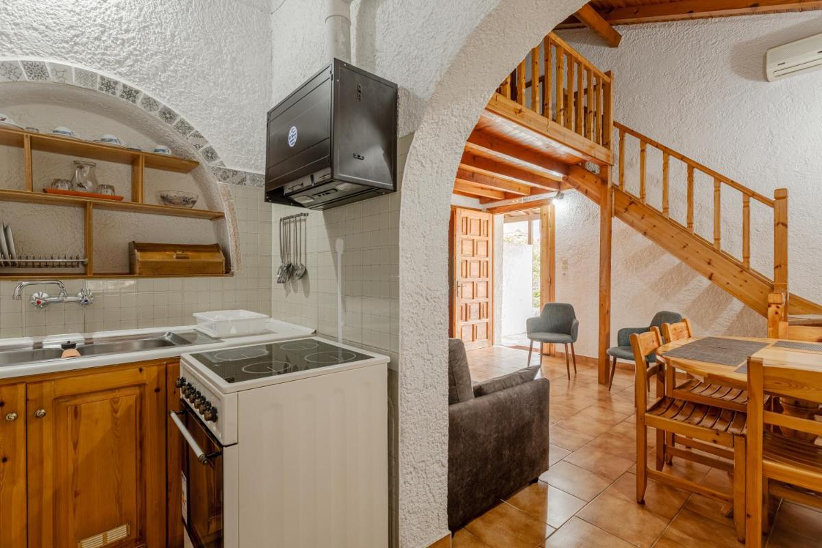 Sophia's Maisonette 1 view 2