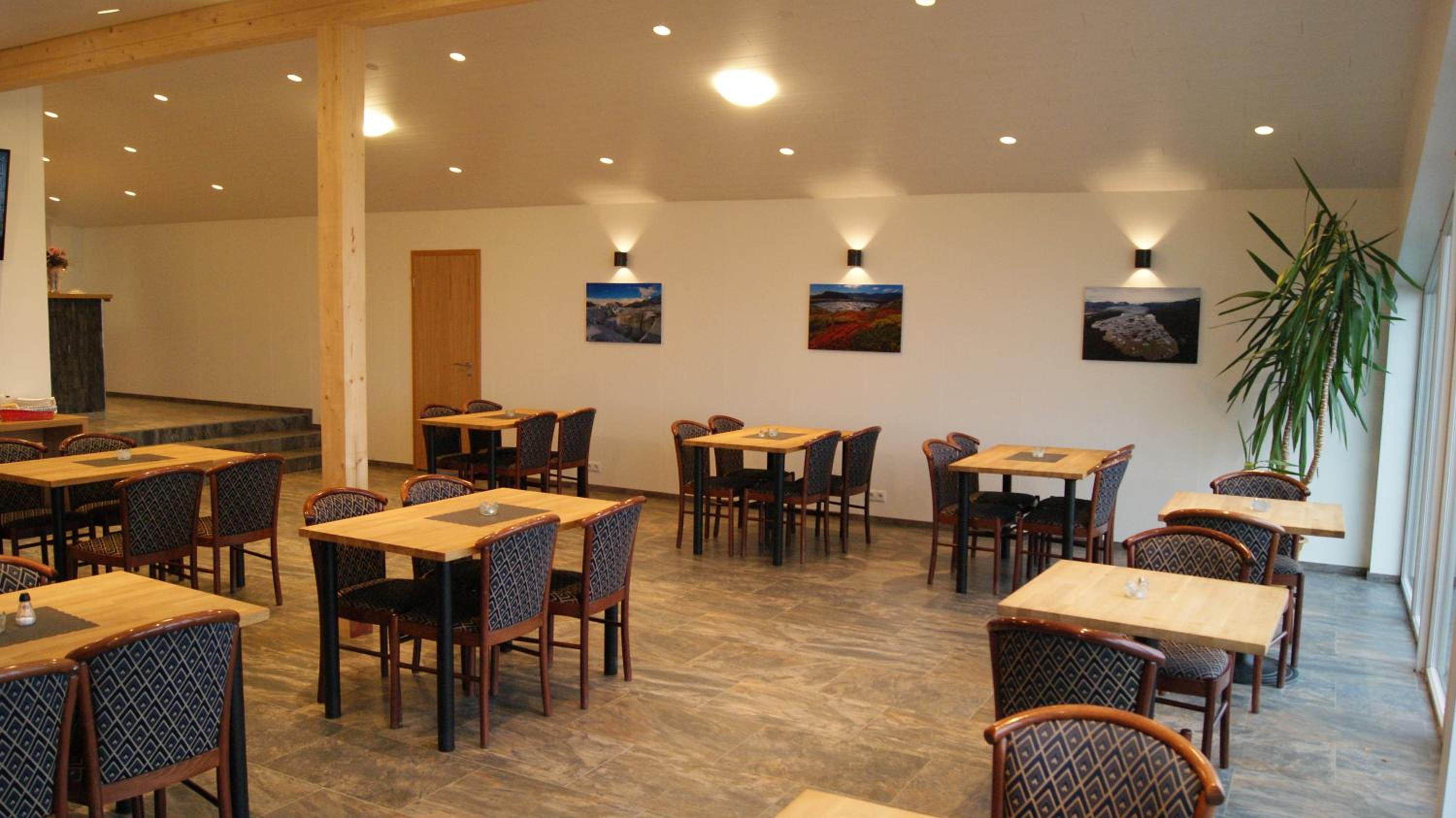 Glacier World - Hoffell Guesthouse