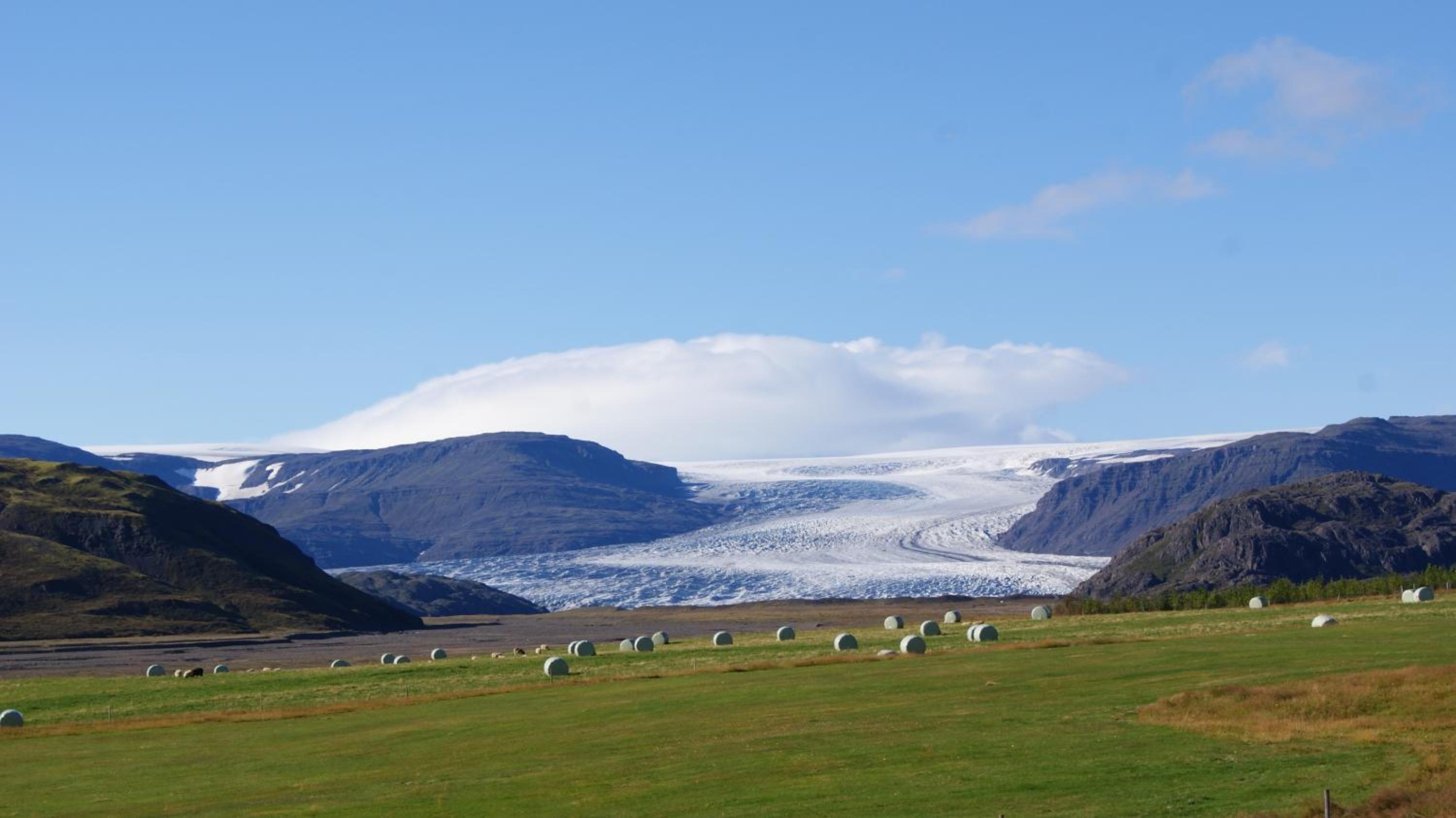 Glacier World - Hoffell Guesthouse